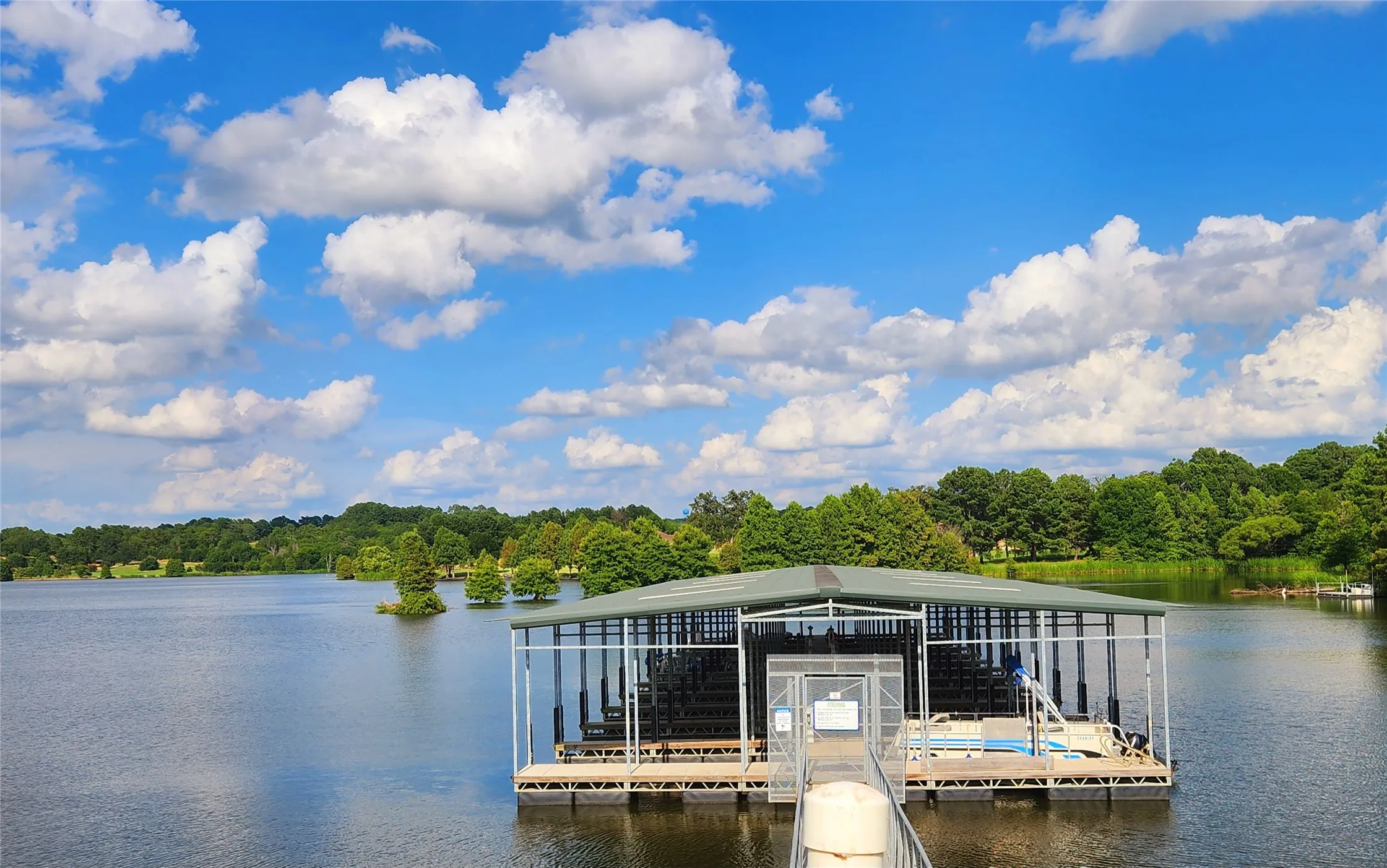 Unimproved Land For Sale in Henderson County , Lot 125 Clear View Court, Athens, Texas 75752, 0, 0, Garage spaces, 0 Sqft, built in 0, mls#21401623, Real Estate Agent in Athens, Homes For Sale in Henderson county, Homes For Sale in Athens, Realtor in Athens Texas, Real Estate Brokerage Independent Realty Texas, Luminita Cordes Realtor
