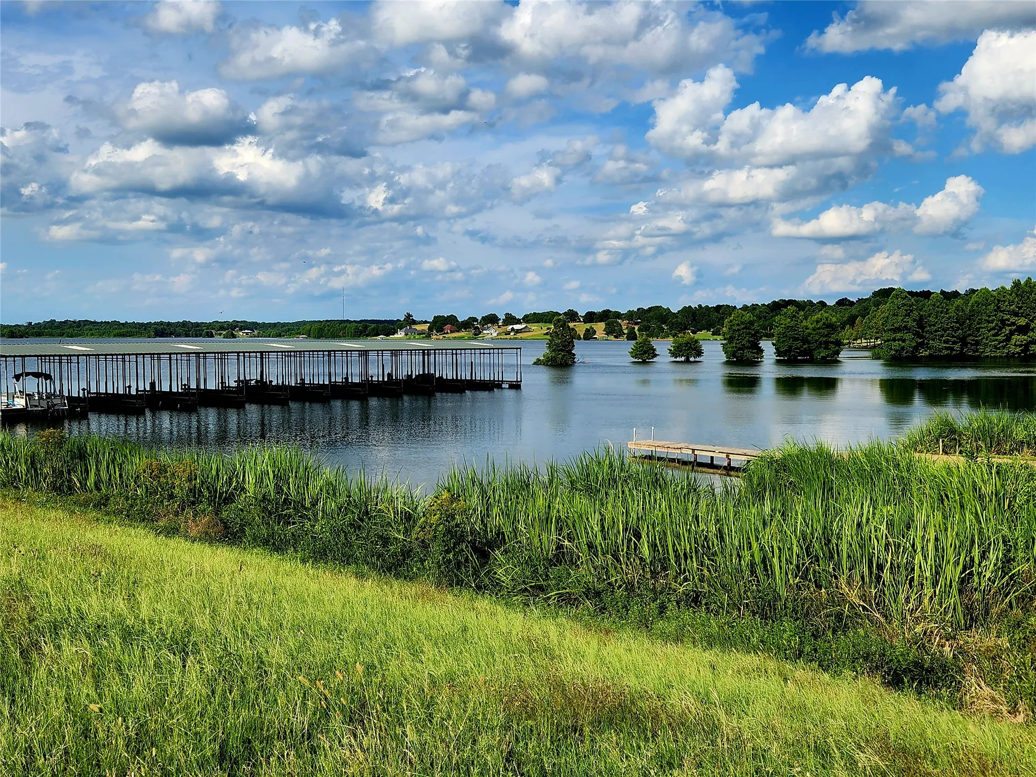 Unimproved Land For Sale in Henderson County , Lot 125 Clear View Court, Athens, Texas 75752, 0, 0, Garage spaces, 0 Sqft, built in 0, mls#21401623, Real Estate Agent in Athens, Homes For Sale in Henderson county, Homes For Sale in Athens, Realtor in Athens Texas, Real Estate Brokerage Independent Realty Texas, Luminita Cordes Realtor