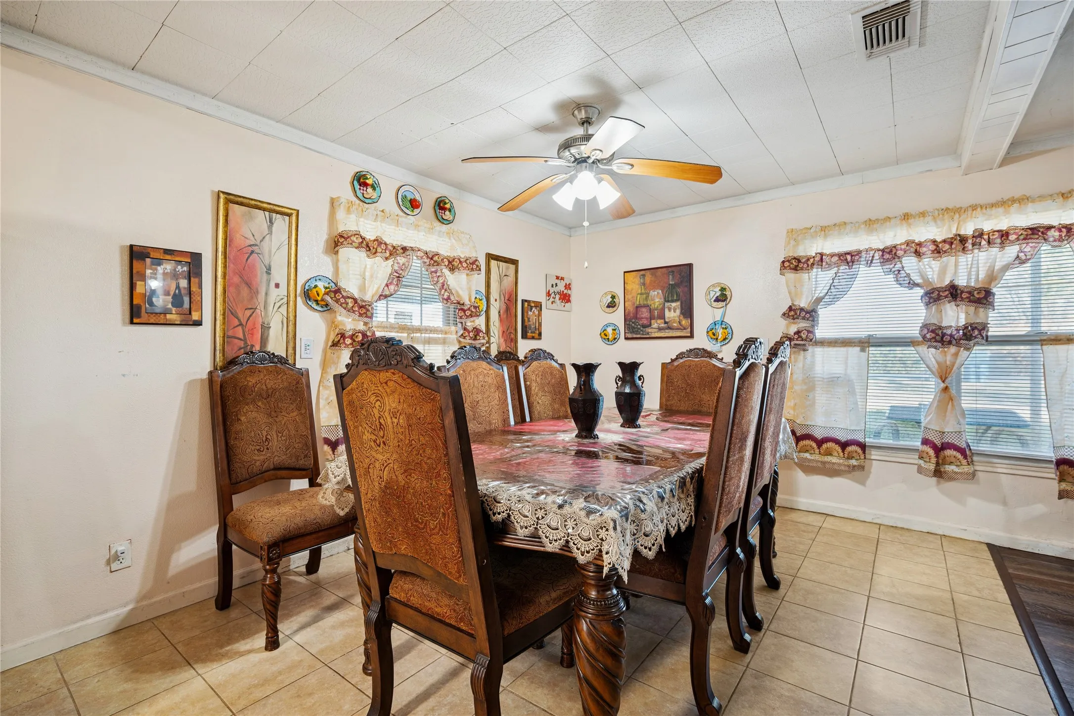 Single Family Residence For Sale in Collin County , 14154 County Road 546, Nevada, Texas 75173, 4 Bedroom, 2 Bathroom, Garage spaces, 1,420 Sqft, built in 1965, mls#21400644, Real Estate Agent in Nevada, Homes For Sale in Collin county, Homes For Sale in Nevada, Realtor in Nevada Texas, Real Estate Brokerage Independent Realty Texas, Luminita Cordes Realtor