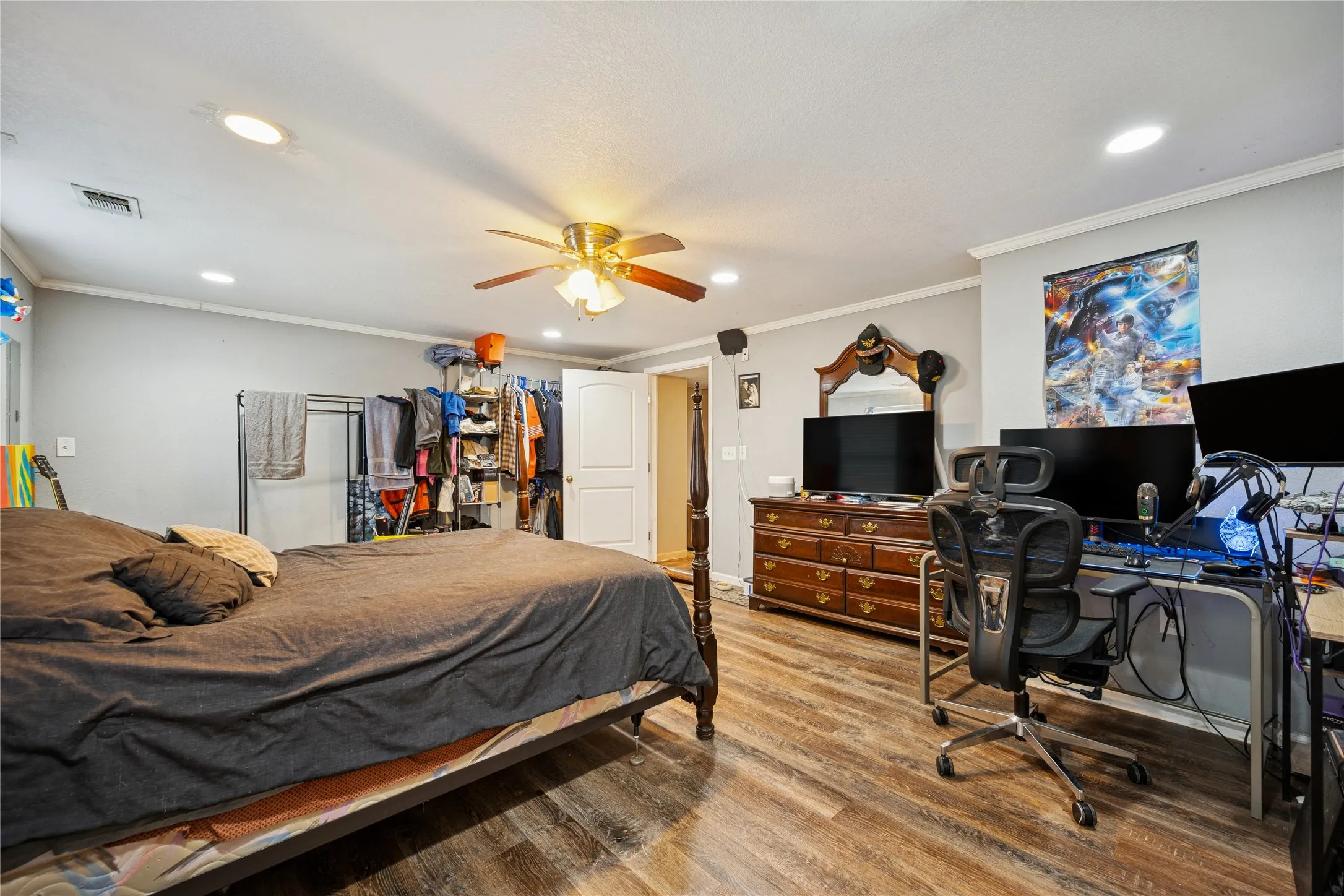 Single Family Residence For Sale in Collin County , 14154 County Road 546, Nevada, Texas 75173, 4 Bedroom, 2 Bathroom, Garage spaces, 1,420 Sqft, built in 1965, mls#21400644, Real Estate Agent in Nevada, Homes For Sale in Collin county, Homes For Sale in Nevada, Realtor in Nevada Texas, Real Estate Brokerage Independent Realty Texas, Luminita Cordes Realtor