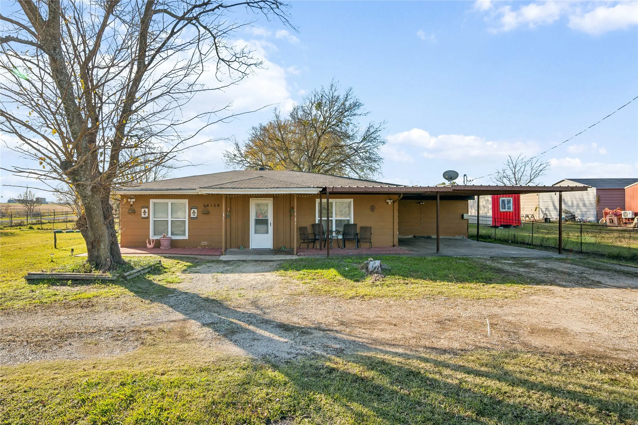 Single Family Residence For Sale in Collin County , 14154 County Road 546, Nevada, Texas 75173, 4 Bedroom, 2 Bathroom, Garage spaces, 1,420 Sqft, built in 1965, mls#21400644, Real Estate Agent in Nevada, Homes For Sale in Collin county, Homes For Sale in Nevada, Realtor in Nevada Texas, Real Estate Brokerage Independent Realty Texas, Luminita Cordes Realtor