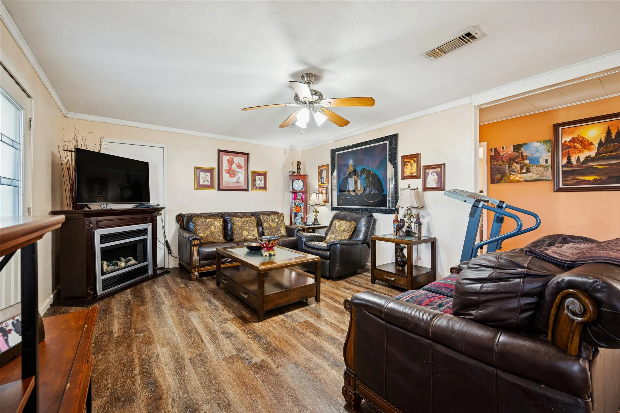 Single Family Residence For Sale in Collin County , 14154 County Road 546, Nevada, Texas 75173, 4 Bedroom, 2 Bathroom, Garage spaces, 1,420 Sqft, built in 1965, mls#21400644, Real Estate Agent in Nevada, Homes For Sale in Collin county, Homes For Sale in Nevada, Realtor in Nevada Texas, Real Estate Brokerage Independent Realty Texas, Luminita Cordes Realtor