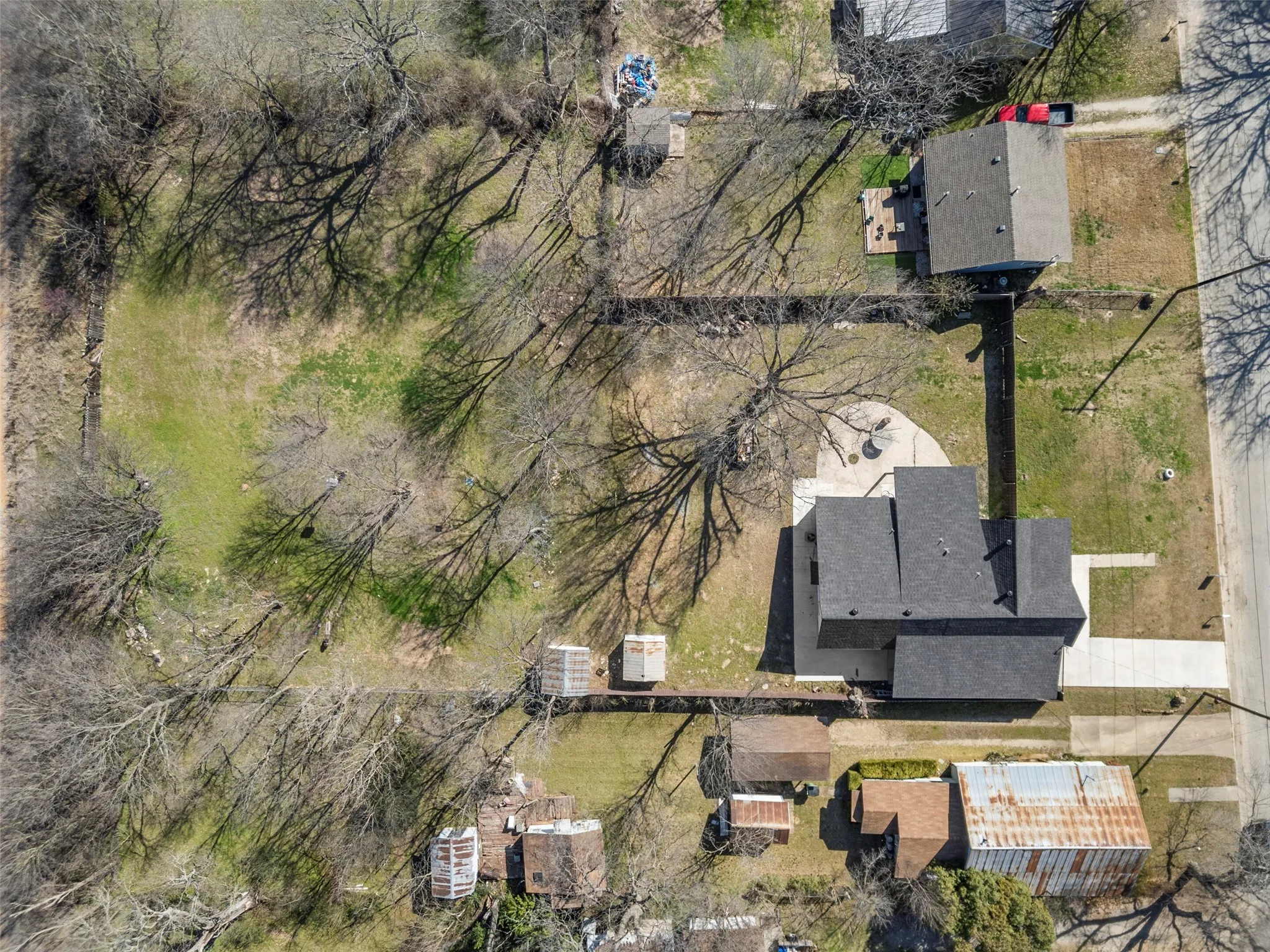 Single Family Residence For Rent in Cooke County , 1510 Lindsay, Gainesville, Texas 76240, 3 Bedroom, 2 Bathroom, 2 Garage spaces, 1,664 Sqft, built in 1920, mls#21402071, Real Estate Agent in Gainesville, Homes For Rent in Cooke county, Homes For Rent in Gainesville, Realtor in Gainesville Texas, Real Estate Brokerage Independent Realty Texas, Luminita Cordes Realtor