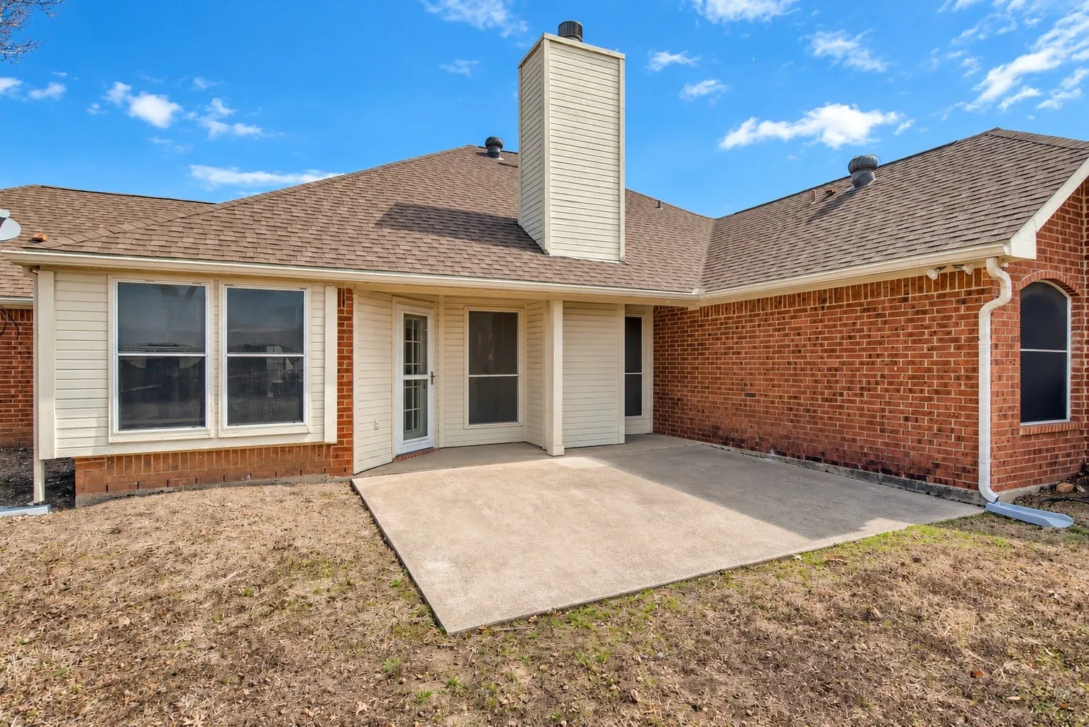 Single Family Residence For Sale in Dallas County , 1922 Cutler Drive, Mesquite, Texas 75149, 4 Bedroom, 2 Bathroom, 2 Garage spaces, 2,079 Sqft, built in 1999, mls#21402791, Real Estate Agent in Mesquite, Homes For Sale in Dallas county, Homes For Sale in Mesquite, Realtor in Mesquite Texas, Real Estate Brokerage Independent Realty Texas, Luminita Cordes Realtor