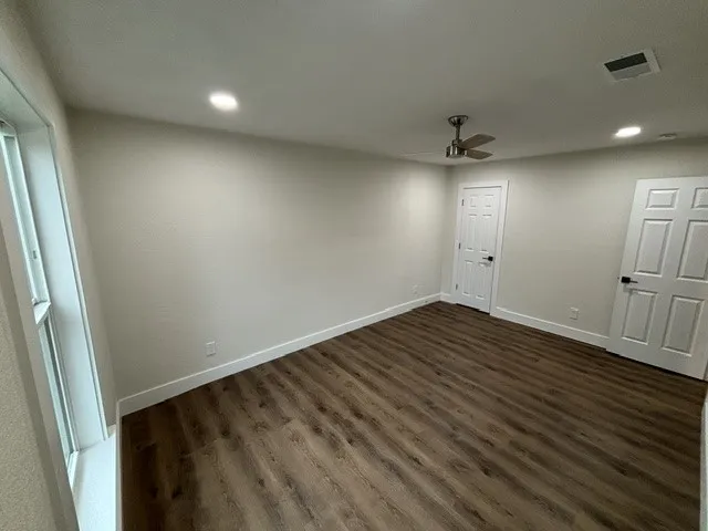 Single Family Residence For Sale in Mc Lennan County , 1413 Holly Vista Street, Waco, Texas 76711, 3 Bedroom, 2 Bathroom, Garage spaces, 1,689 Sqft, built in 1950, mls#21401774, Real Estate Agent in Waco, Homes For Sale in Mc Lennan county, Homes For Sale in Waco, Realtor in Waco Texas, Real Estate Brokerage Independent Realty Texas, Luminita Cordes Realtor