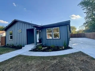 Single Family Residence For Sale in Mc Lennan County , 1413 Holly Vista Street, Waco, Texas 76711, 3 Bedroom, 2 Bathroom, Garage spaces, 1,689 Sqft, built in 1950, mls#21401774, Real Estate Agent in Waco, Homes For Sale in Mc Lennan county, Homes For Sale in Waco, Realtor in Waco Texas, Real Estate Brokerage Independent Realty Texas, Luminita Cordes Realtor