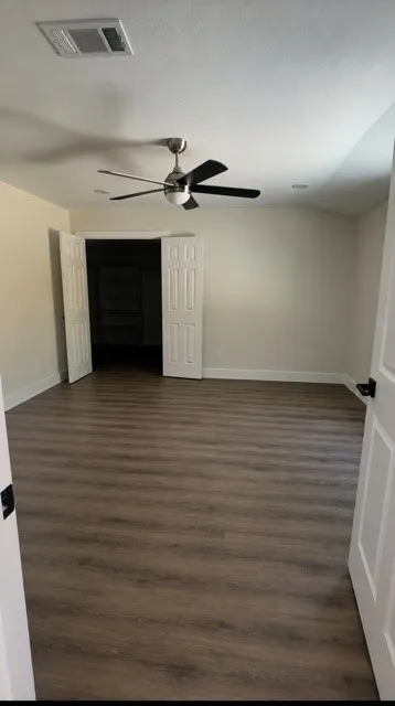 Single Family Residence For Sale in Mc Lennan County , 1413 Holly Vista Street, Waco, Texas 76711, 3 Bedroom, 2 Bathroom, Garage spaces, 1,689 Sqft, built in 1950, mls#21401774, Real Estate Agent in Waco, Homes For Sale in Mc Lennan county, Homes For Sale in Waco, Realtor in Waco Texas, Real Estate Brokerage Independent Realty Texas, Luminita Cordes Realtor