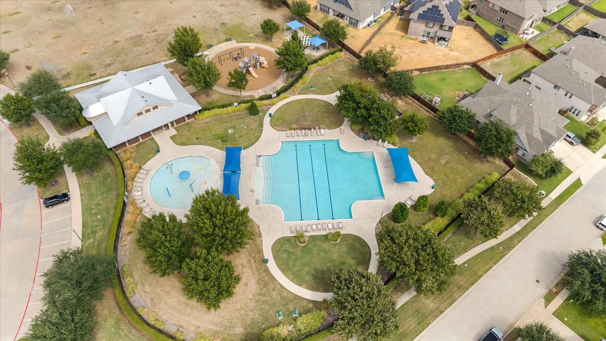 Single Family Residence For Sale in Tarrant County , 637 Ridgewater Trail, Fort Worth, Texas 76131, 4 Bedroom, 3 Bathroom, 2 Garage spaces, 3,034 Sqft, built in 2021, mls#21401791, Real Estate Agent in Fort Worth, Homes For Sale in Tarrant county, Homes For Sale in Fort Worth, Realtor in Fort Worth Texas, Real Estate Brokerage Independent Realty Texas, Luminita Cordes Realtor