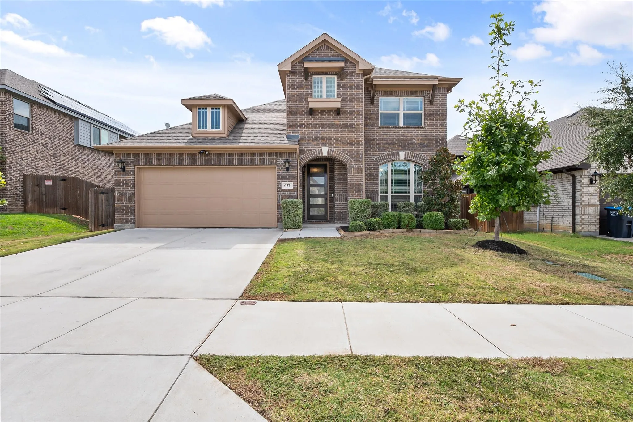Single Family Residence For Sale in Tarrant County , 637 Ridgewater Trail, Fort Worth, Texas 76131, 4 Bedroom, 3 Bathroom, 2 Garage spaces, 3,034 Sqft, built in 2021, mls#21401791, Real Estate Agent in Fort Worth, Homes For Sale in Tarrant county, Homes For Sale in Fort Worth, Realtor in Fort Worth Texas, Real Estate Brokerage Independent Realty Texas, Luminita Cordes Realtor