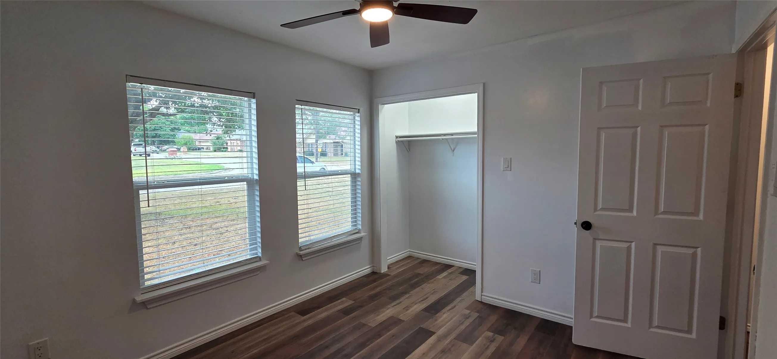 Single Family Residence For Rent in Hopkins County , 144 Hollie Circle, Sulphur Springs, Texas 75482, 3 Bedroom, 2 Bathroom, 2 Garage spaces, 1,639 Sqft, built in 1984, mls#21402795, Real Estate Agent in Sulphur Springs, Homes For Rent in Hopkins county, Homes For Rent in Sulphur Springs, Realtor in Sulphur Springs Texas, Real Estate Brokerage Independent Realty Texas, Luminita Cordes Realtor
