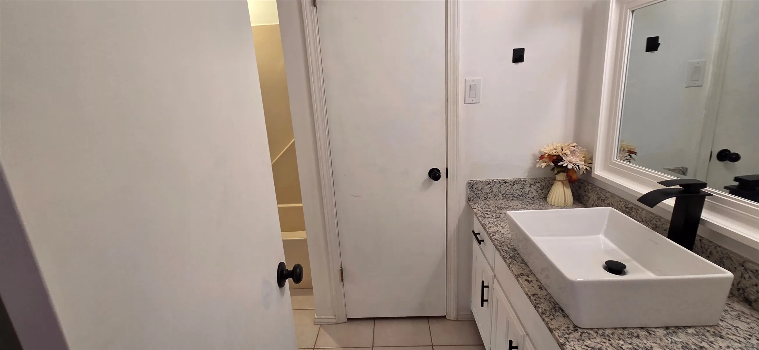 Single Family Residence For Rent in Hopkins County , 144 Hollie Circle, Sulphur Springs, Texas 75482, 3 Bedroom, 2 Bathroom, 2 Garage spaces, 1,639 Sqft, built in 1984, mls#21402795, Real Estate Agent in Sulphur Springs, Homes For Rent in Hopkins county, Homes For Rent in Sulphur Springs, Realtor in Sulphur Springs Texas, Real Estate Brokerage Independent Realty Texas, Luminita Cordes Realtor