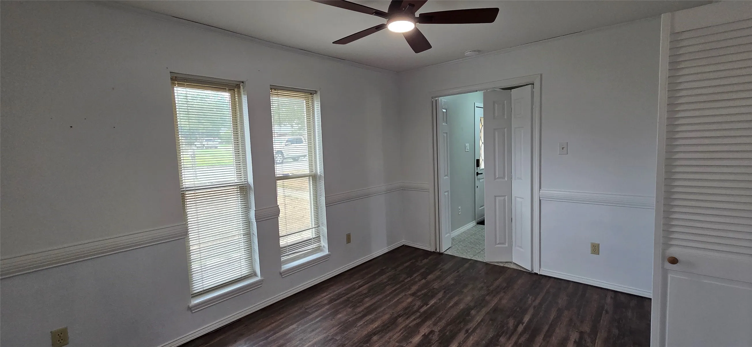 Single Family Residence For Rent in Hopkins County , 144 Hollie Circle, Sulphur Springs, Texas 75482, 3 Bedroom, 2 Bathroom, 2 Garage spaces, 1,639 Sqft, built in 1984, mls#21402795, Real Estate Agent in Sulphur Springs, Homes For Rent in Hopkins county, Homes For Rent in Sulphur Springs, Realtor in Sulphur Springs Texas, Real Estate Brokerage Independent Realty Texas, Luminita Cordes Realtor
