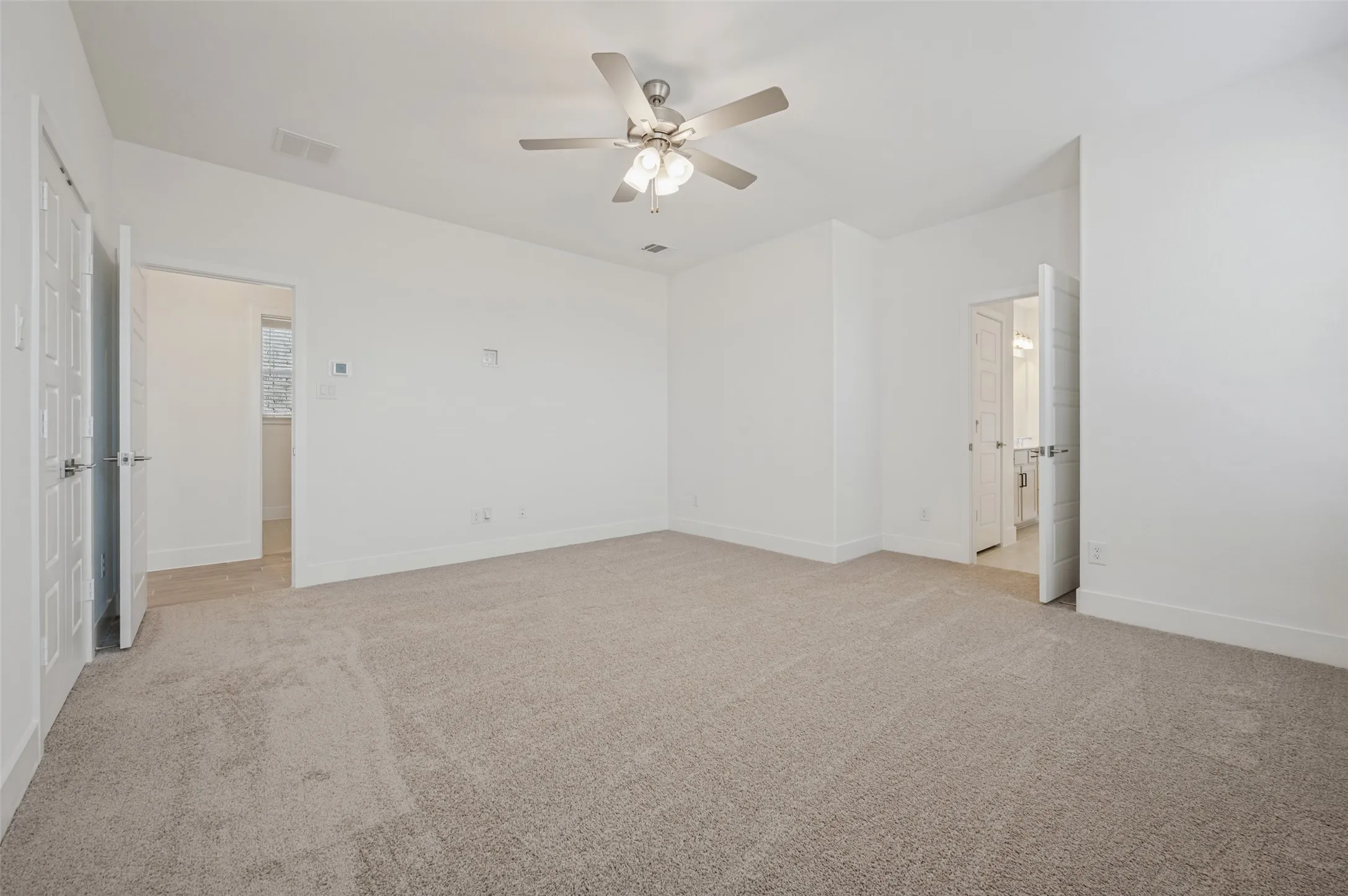 Single Family Residence For Rent in Tarrant County , 400 Buffalo Grass Drive, Euless, Texas 76039, 4 Bedroom, 3 Bathroom, 2 Garage spaces, 2,400 Sqft, built in 2026, mls#21377260, Real Estate Agent in Euless, Homes For Rent in Tarrant county, Homes For Rent in Euless, Realtor in Euless Texas, Real Estate Brokerage Independent Realty Texas, Luminita Cordes Realtor