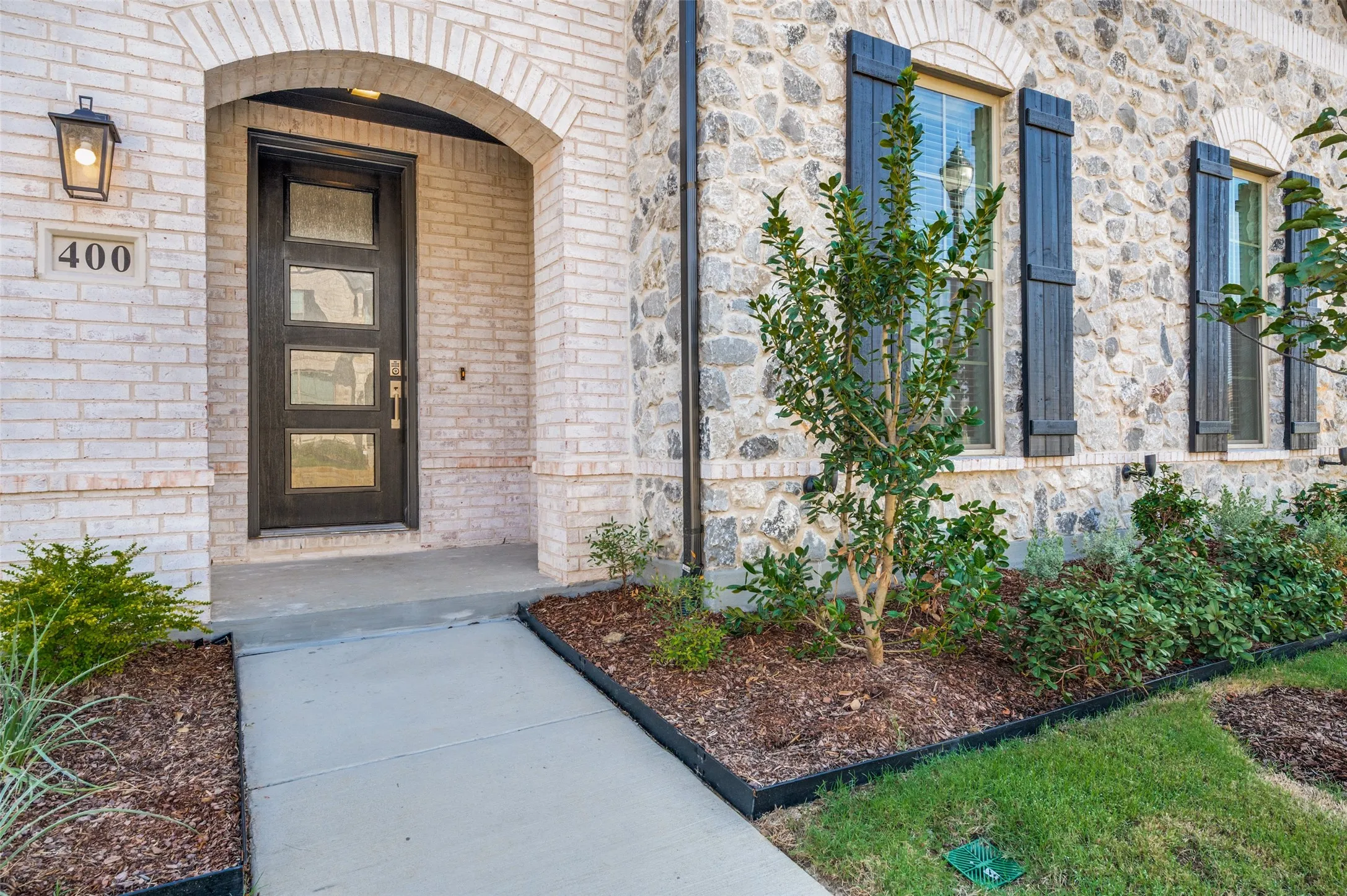 Single Family Residence For Rent in Tarrant County , 400 Buffalo Grass Drive, Euless, Texas 76039, 4 Bedroom, 3 Bathroom, 2 Garage spaces, 2,400 Sqft, built in 2026, mls#21377260, Real Estate Agent in Euless, Homes For Rent in Tarrant county, Homes For Rent in Euless, Realtor in Euless Texas, Real Estate Brokerage Independent Realty Texas, Luminita Cordes Realtor