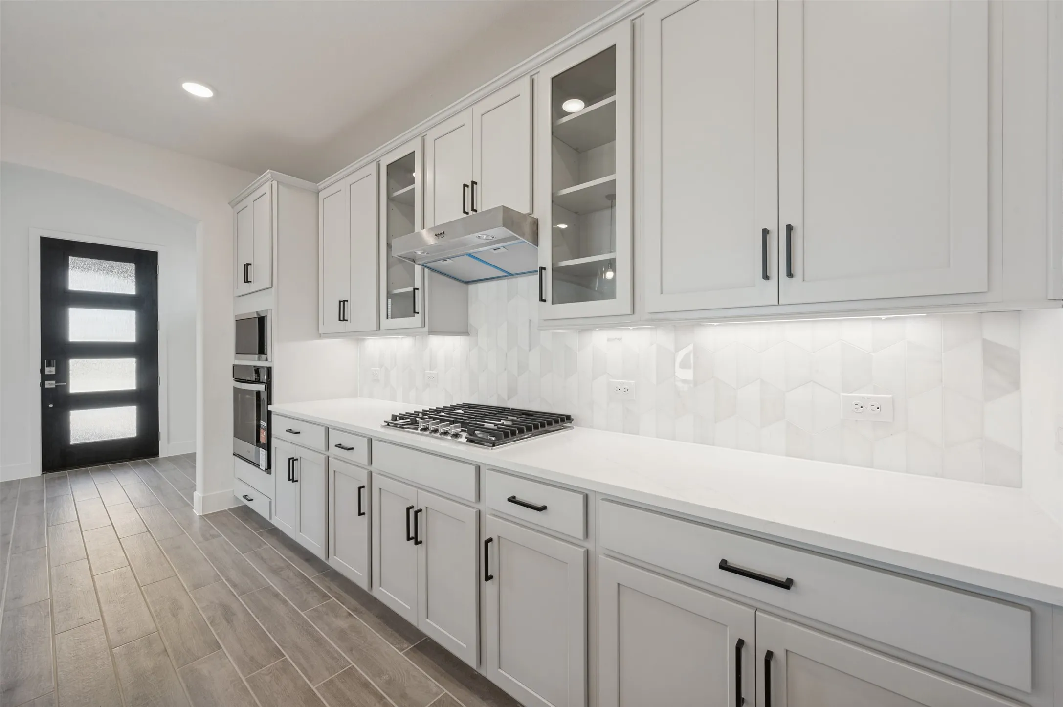 Single Family Residence For Rent in Tarrant County , 400 Buffalo Grass Drive, Euless, Texas 76039, 4 Bedroom, 3 Bathroom, 2 Garage spaces, 2,400 Sqft, built in 2026, mls#21377260, Real Estate Agent in Euless, Homes For Rent in Tarrant county, Homes For Rent in Euless, Realtor in Euless Texas, Real Estate Brokerage Independent Realty Texas, Luminita Cordes Realtor