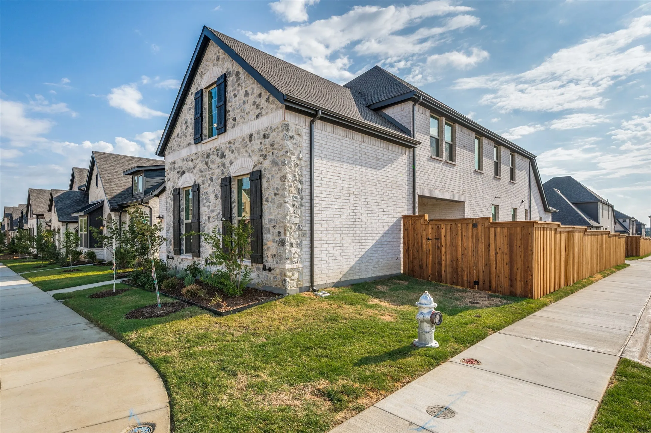 Single Family Residence For Rent in Tarrant County , 400 Buffalo Grass Drive, Euless, Texas 76039, 4 Bedroom, 3 Bathroom, 2 Garage spaces, 2,400 Sqft, built in 2026, mls#21377260, Real Estate Agent in Euless, Homes For Rent in Tarrant county, Homes For Rent in Euless, Realtor in Euless Texas, Real Estate Brokerage Independent Realty Texas, Luminita Cordes Realtor