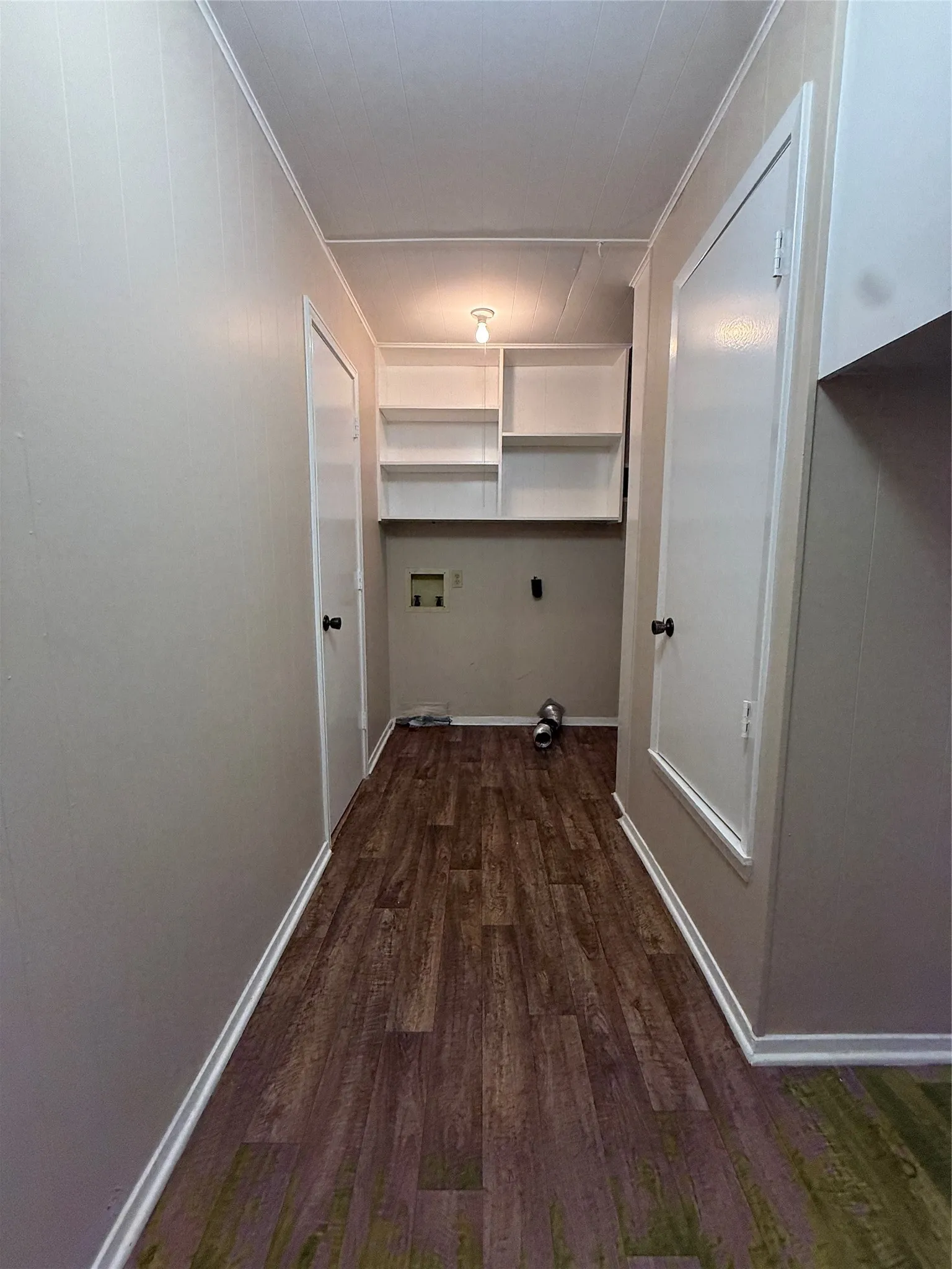 Single Family Residence For Sale in Henderson County , 711 Saint Thomas Drive, Athens, Texas 75751, 3 Bedroom, 2 Bathroom, Garage spaces, 1,600 Sqft, built in 1953, mls#21402800, Real Estate Agent in Athens, Homes For Sale in Henderson county, Homes For Sale in Athens, Realtor in Athens Texas, Real Estate Brokerage Independent Realty Texas, Luminita Cordes Realtor