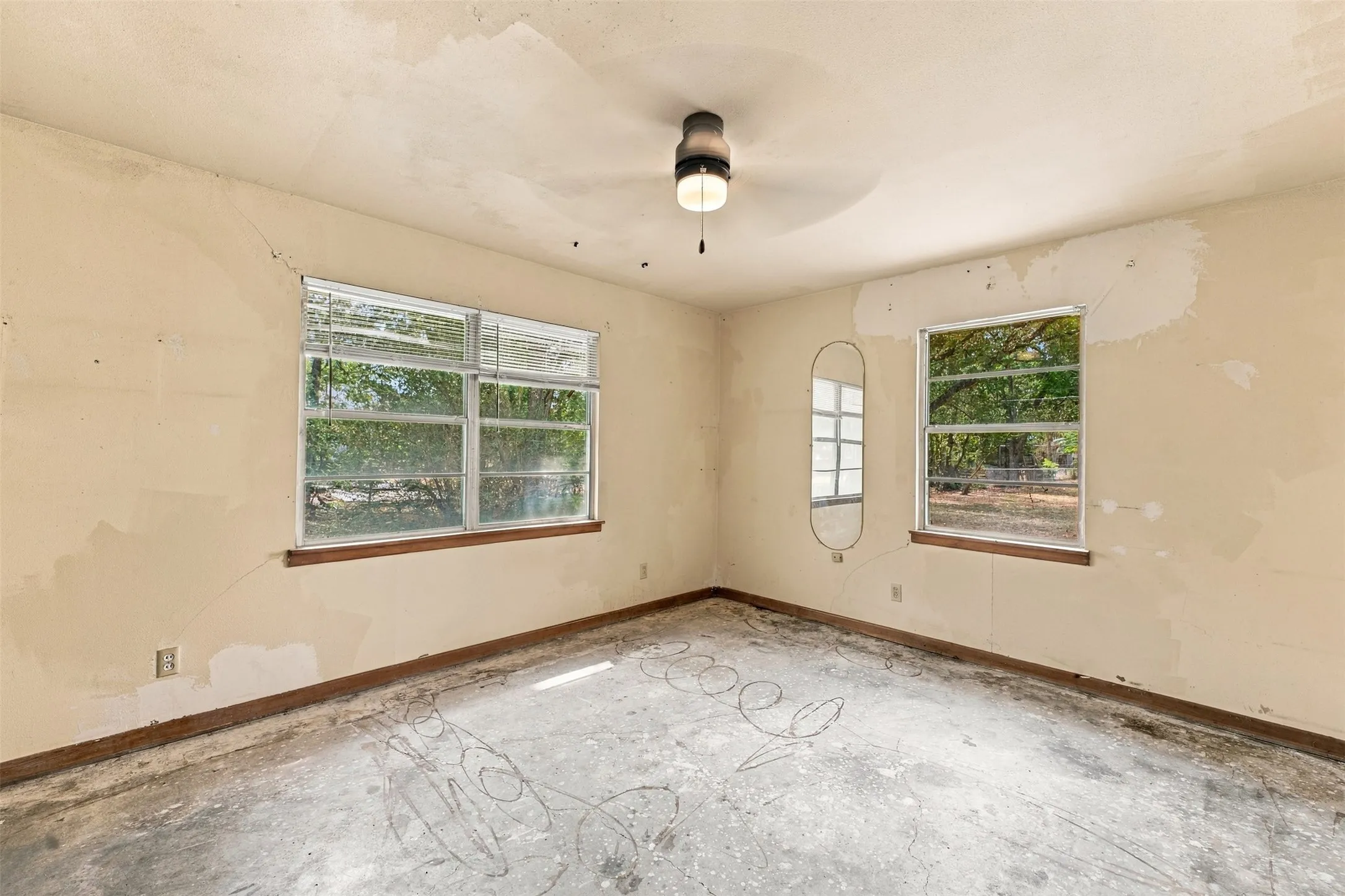 Single Family Residence For Sale in Mc Lennan County , 1407 Berkshire Street, Waco, Texas 76705, 3 Bedroom, 2 Bathroom, Garage spaces, 2,040 Sqft, built in 1960, mls#21402801, Real Estate Agent in Waco, Homes For Sale in Mc Lennan county, Homes For Sale in Waco, Realtor in Waco Texas, Real Estate Brokerage Independent Realty Texas, Luminita Cordes Realtor