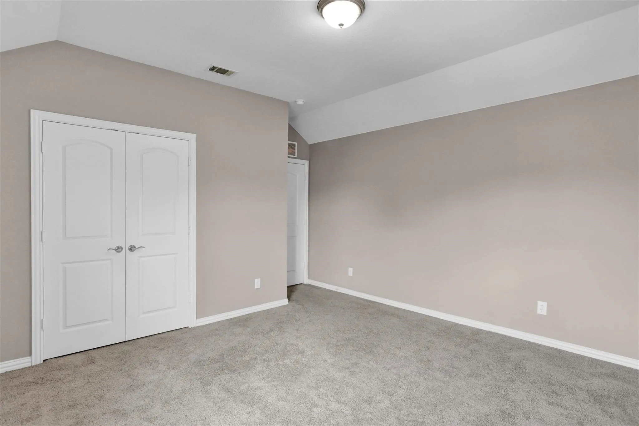 Single Family Residence For Rent in Collin County , 3713 Limousine Parkway, Mc Kinney, Texas 75071, 4 Bedroom, 3 Bathroom, 2 Garage spaces, 2,987 Sqft, built in 2016, mls#21400253, Real Estate Agent in Mc Kinney, Homes For Rent in Collin county, Homes For Rent in Mc Kinney, Realtor in Mc Kinney Texas, Real Estate Brokerage Independent Realty Texas, Luminita Cordes Realtor