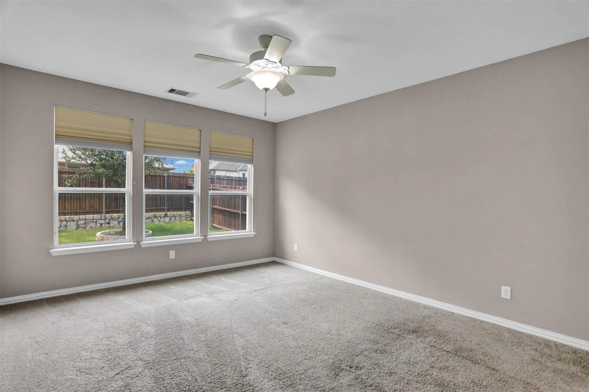 Single Family Residence For Rent in Collin County , 3713 Limousine Parkway, Mc Kinney, Texas 75071, 4 Bedroom, 3 Bathroom, 2 Garage spaces, 2,987 Sqft, built in 2016, mls#21400253, Real Estate Agent in Mc Kinney, Homes For Rent in Collin county, Homes For Rent in Mc Kinney, Realtor in Mc Kinney Texas, Real Estate Brokerage Independent Realty Texas, Luminita Cordes Realtor