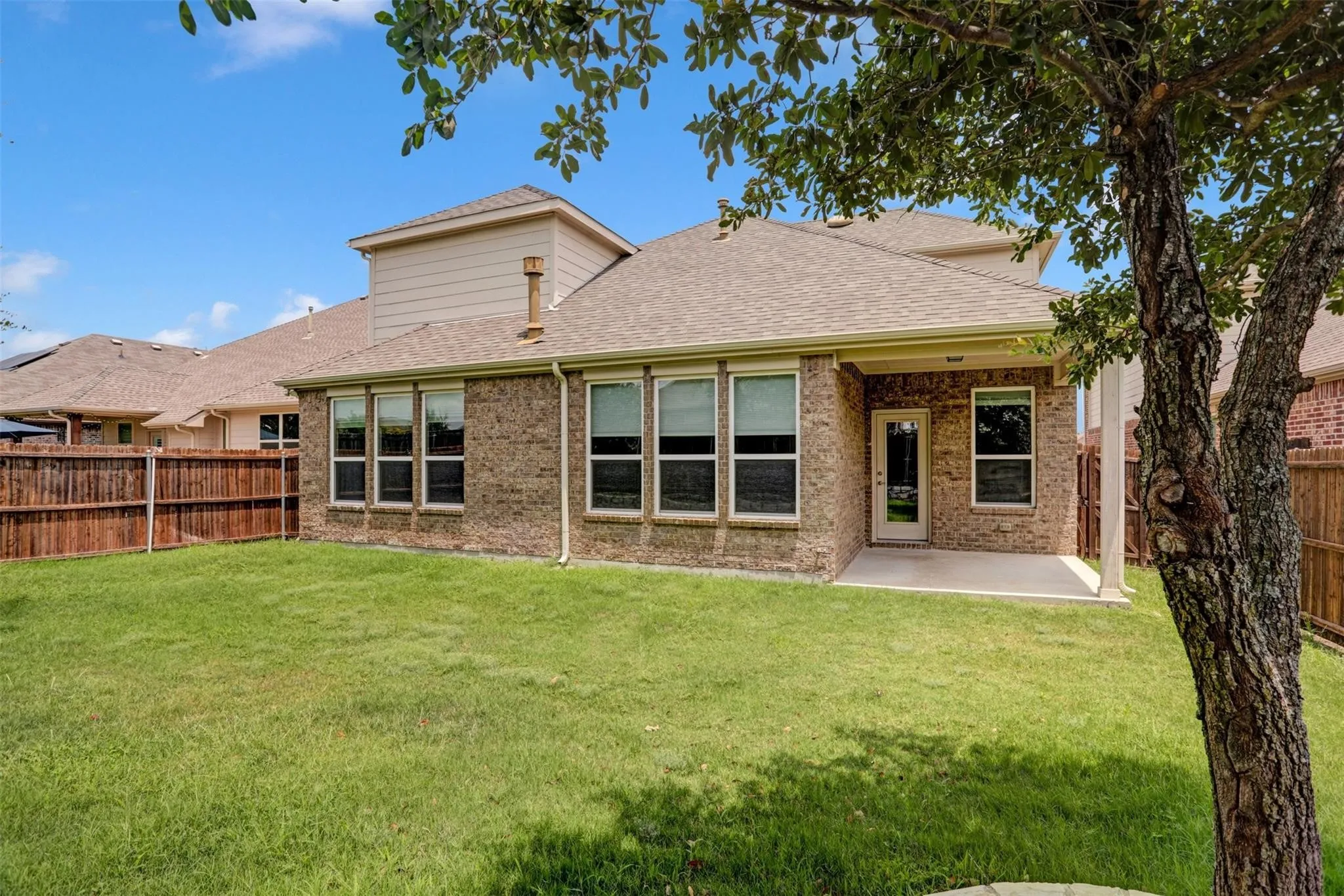 Single Family Residence For Rent in Collin County , 3713 Limousine Parkway, Mc Kinney, Texas 75071, 4 Bedroom, 3 Bathroom, 2 Garage spaces, 2,987 Sqft, built in 2016, mls#21400253, Real Estate Agent in Mc Kinney, Homes For Rent in Collin county, Homes For Rent in Mc Kinney, Realtor in Mc Kinney Texas, Real Estate Brokerage Independent Realty Texas, Luminita Cordes Realtor