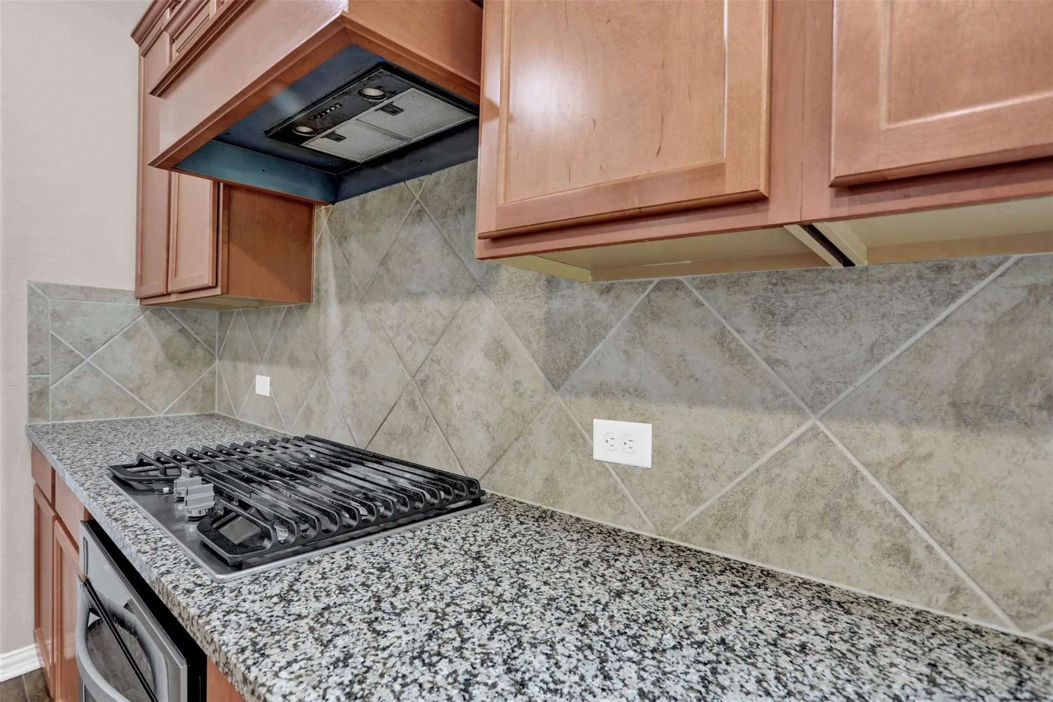 Single Family Residence For Rent in Collin County , 3713 Limousine Parkway, Mc Kinney, Texas 75071, 4 Bedroom, 3 Bathroom, 2 Garage spaces, 2,987 Sqft, built in 2016, mls#21400253, Real Estate Agent in Mc Kinney, Homes For Rent in Collin county, Homes For Rent in Mc Kinney, Realtor in Mc Kinney Texas, Real Estate Brokerage Independent Realty Texas, Luminita Cordes Realtor
