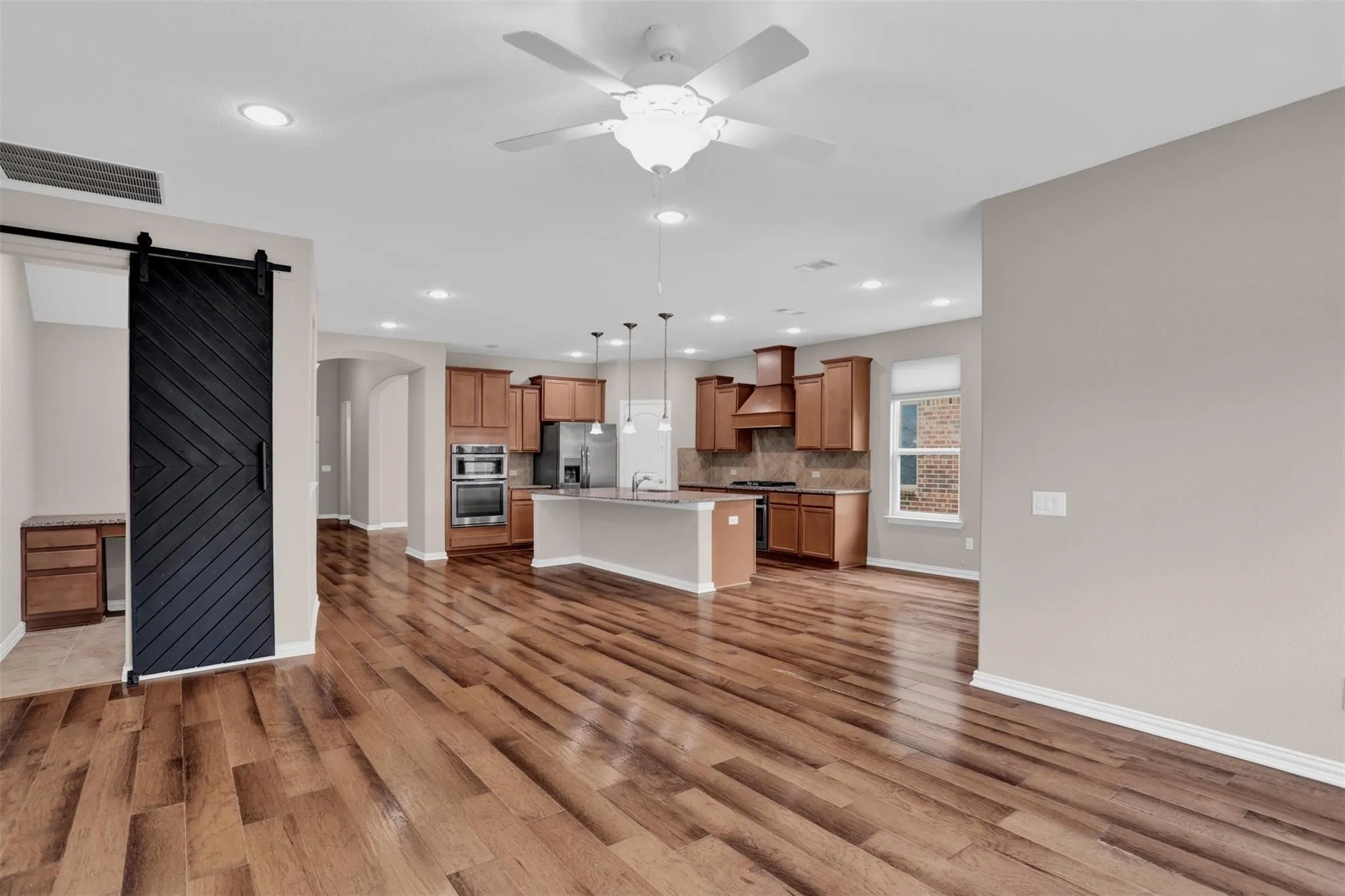 Single Family Residence For Rent in Collin County , 3713 Limousine Parkway, Mc Kinney, Texas 75071, 4 Bedroom, 3 Bathroom, 2 Garage spaces, 2,987 Sqft, built in 2016, mls#21400253, Real Estate Agent in Mc Kinney, Homes For Rent in Collin county, Homes For Rent in Mc Kinney, Realtor in Mc Kinney Texas, Real Estate Brokerage Independent Realty Texas, Luminita Cordes Realtor