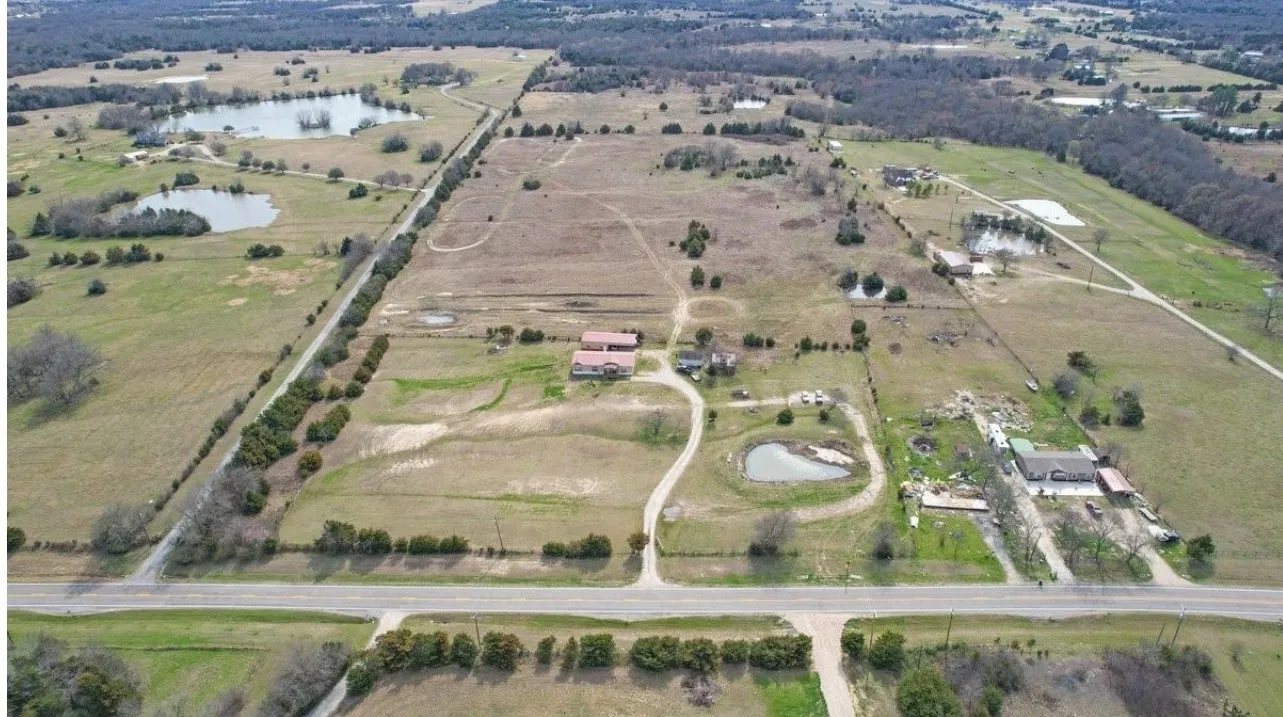 Improved Land For Sale in Hunt County , 2035 FM-1566, Celeste, Texas 75423, 0, 0, Garage spaces, 0 Sqft, built in 2002, mls#21402714, Real Estate Agent in Celeste, Homes For Sale in Hunt county, Homes For Sale in Celeste, Realtor in Celeste Texas, Real Estate Brokerage Independent Realty Texas, Luminita Cordes Realtor