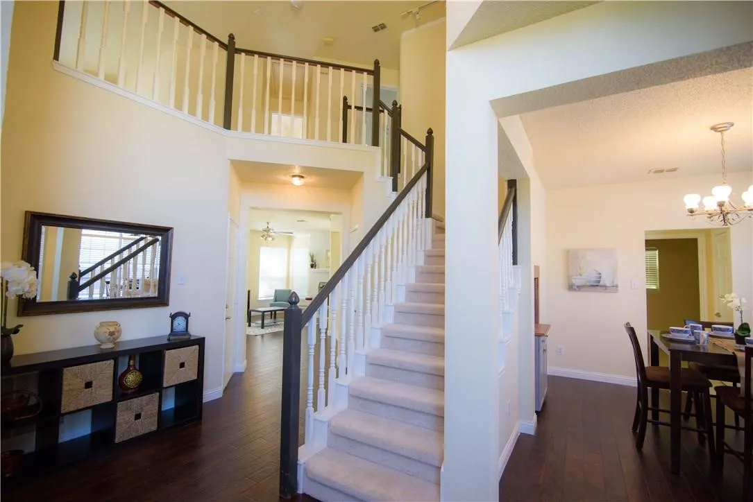 Single Family Residence For Rent in Denton County , 18516 Timber Oaks Drive, Dallas, Texas 75287, 3 Bedroom, 3 Bathroom, 2 Garage spaces, 2,078 Sqft, built in 1991, mls#21402812, Real Estate Agent in Dallas, Homes For Rent in Denton county, Homes For Rent in Dallas, Realtor in Dallas Texas, Real Estate Brokerage Independent Realty Texas, Luminita Cordes Realtor