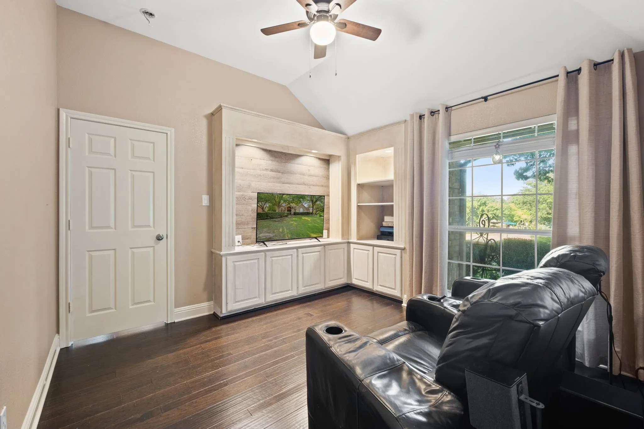 Single Family Residence For Rent in Collin County , 400 Watters Crossing Court, Allen, Texas 75013, 4 Bedroom, 2 Bathroom, 1 Garage spaces, 2,181 Sqft, built in 1993, mls#21401534, Real Estate Agent in Allen, Homes For Rent in Collin county, Homes For Rent in Allen, Realtor in Allen Texas, Real Estate Brokerage Independent Realty Texas, Luminita Cordes Realtor