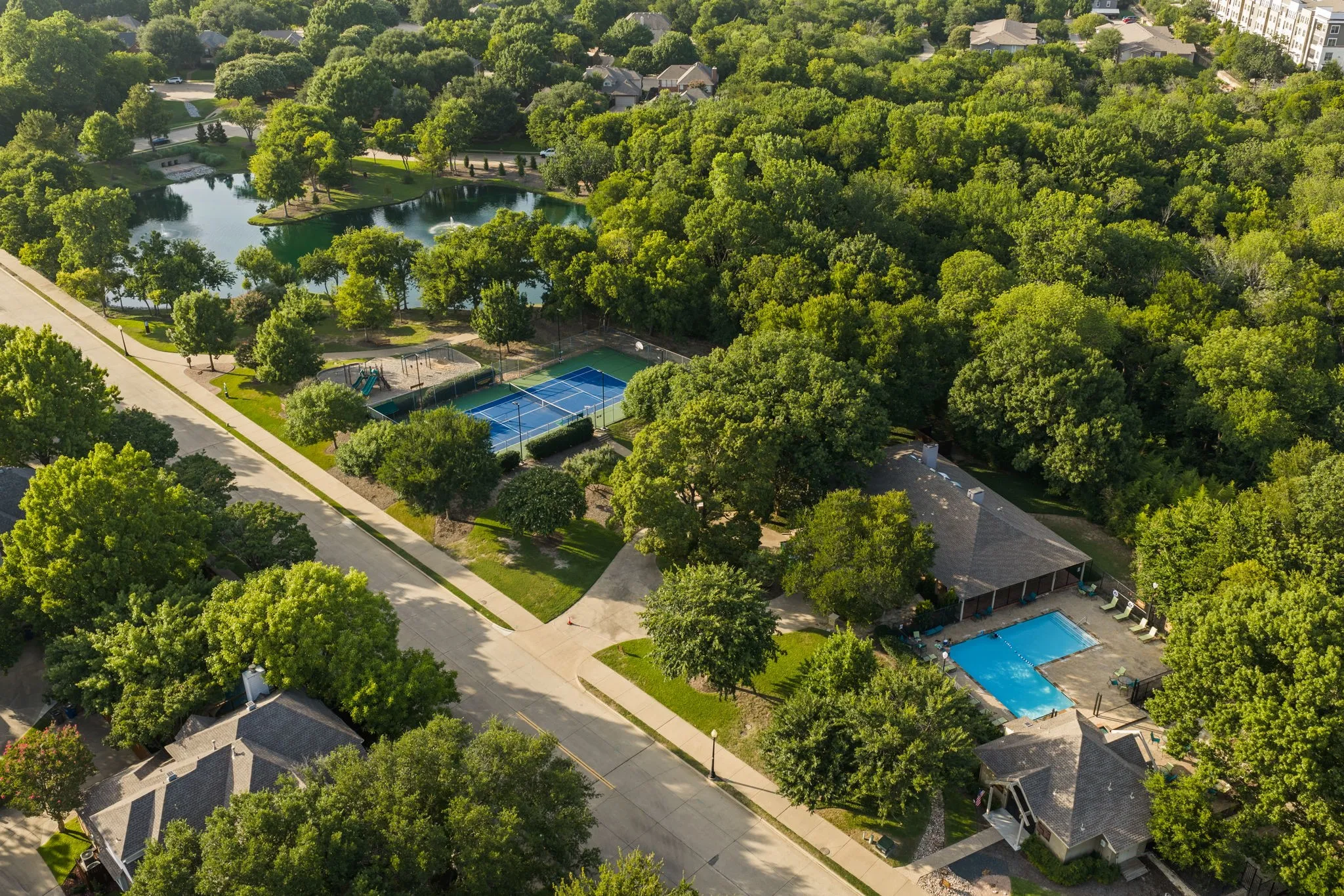 Single Family Residence For Rent in Collin County , 400 Watters Crossing Court, Allen, Texas 75013, 4 Bedroom, 2 Bathroom, 1 Garage spaces, 2,181 Sqft, built in 1993, mls#21401534, Real Estate Agent in Allen, Homes For Rent in Collin county, Homes For Rent in Allen, Realtor in Allen Texas, Real Estate Brokerage Independent Realty Texas, Luminita Cordes Realtor