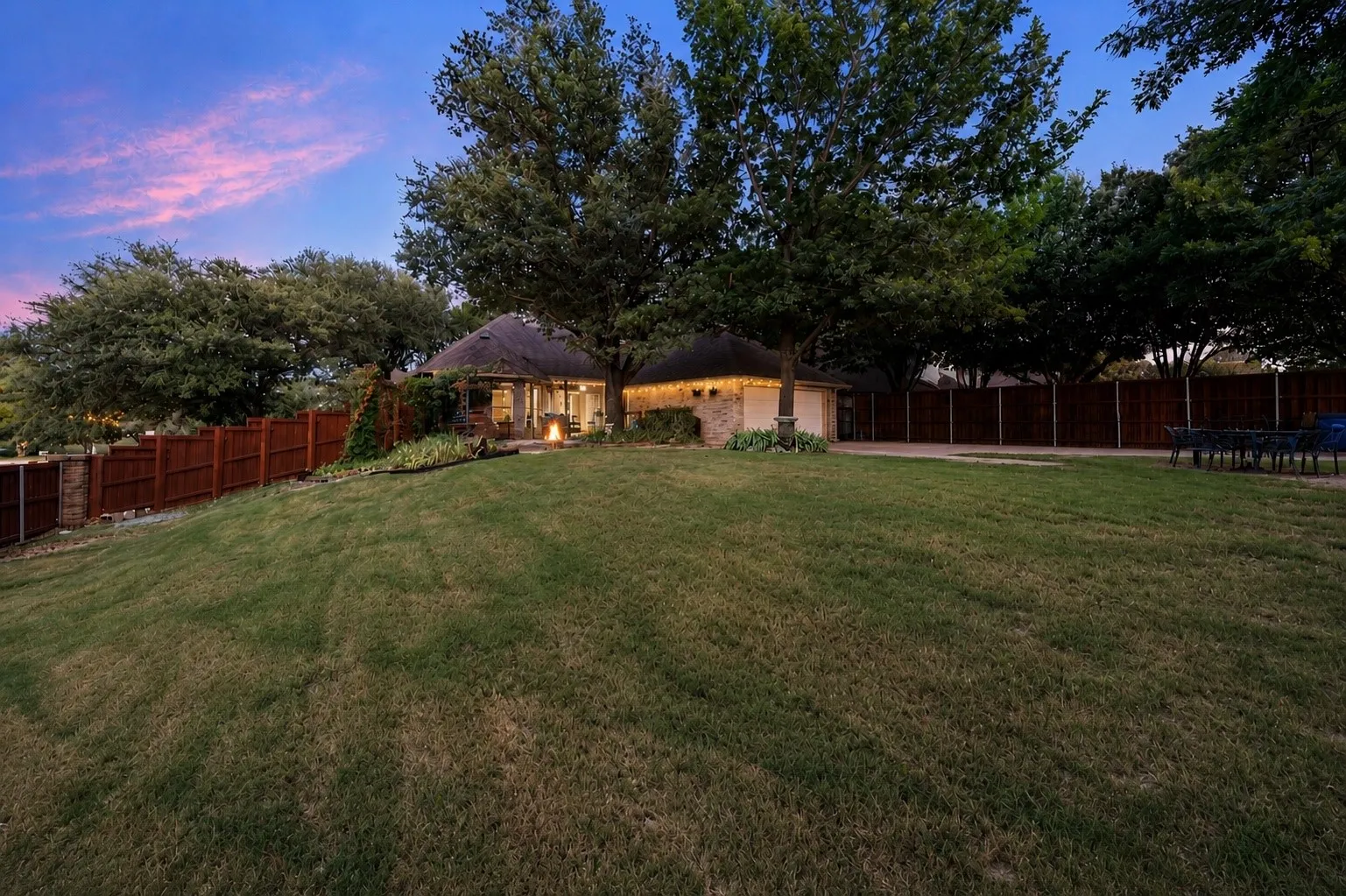 Single Family Residence For Rent in Collin County , 400 Watters Crossing Court, Allen, Texas 75013, 4 Bedroom, 2 Bathroom, 1 Garage spaces, 2,181 Sqft, built in 1993, mls#21401534, Real Estate Agent in Allen, Homes For Rent in Collin county, Homes For Rent in Allen, Realtor in Allen Texas, Real Estate Brokerage Independent Realty Texas, Luminita Cordes Realtor