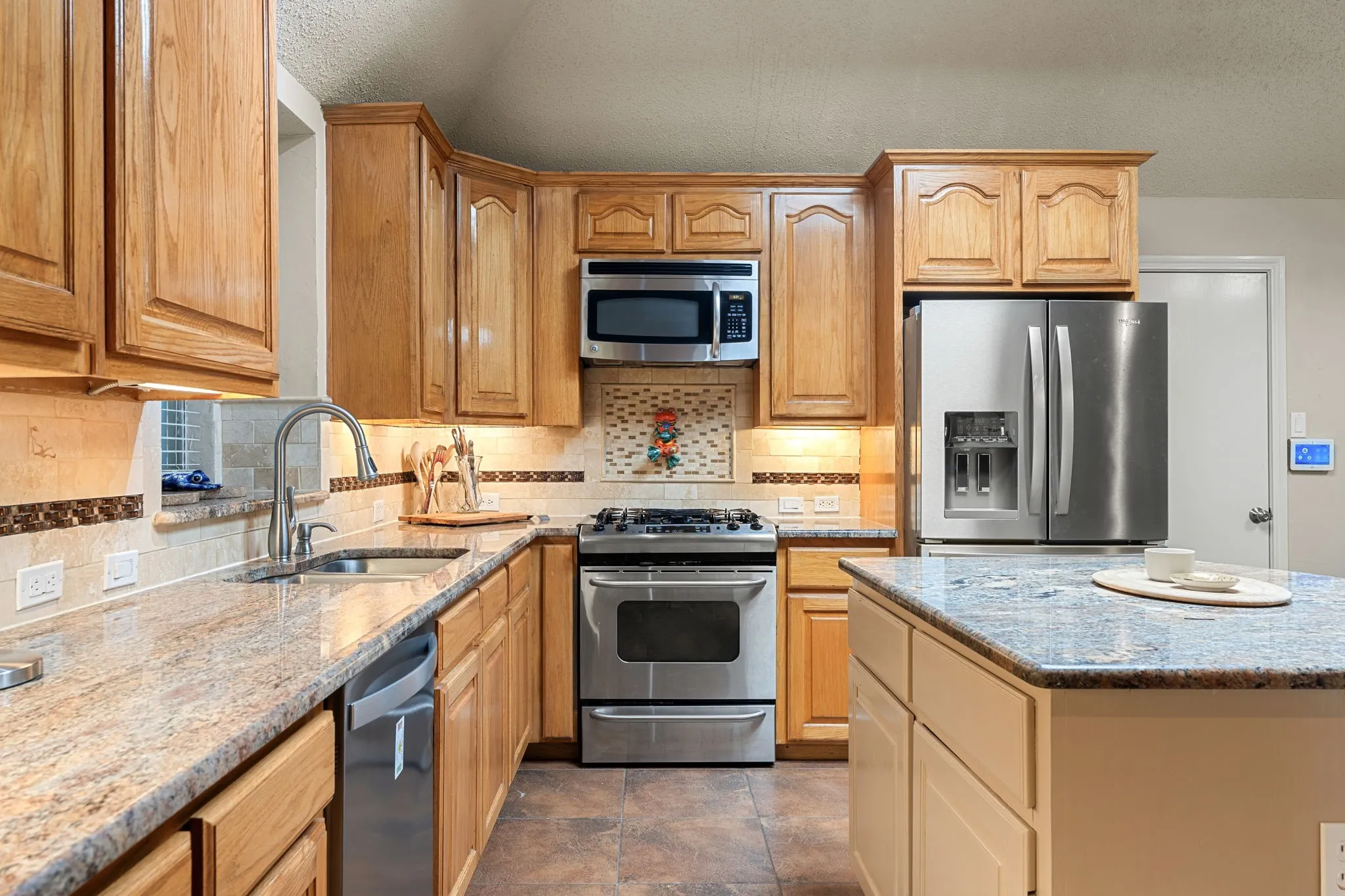 Single Family Residence For Rent in Collin County , 400 Watters Crossing Court, Allen, Texas 75013, 4 Bedroom, 2 Bathroom, 1 Garage spaces, 2,181 Sqft, built in 1993, mls#21401534, Real Estate Agent in Allen, Homes For Rent in Collin county, Homes For Rent in Allen, Realtor in Allen Texas, Real Estate Brokerage Independent Realty Texas, Luminita Cordes Realtor