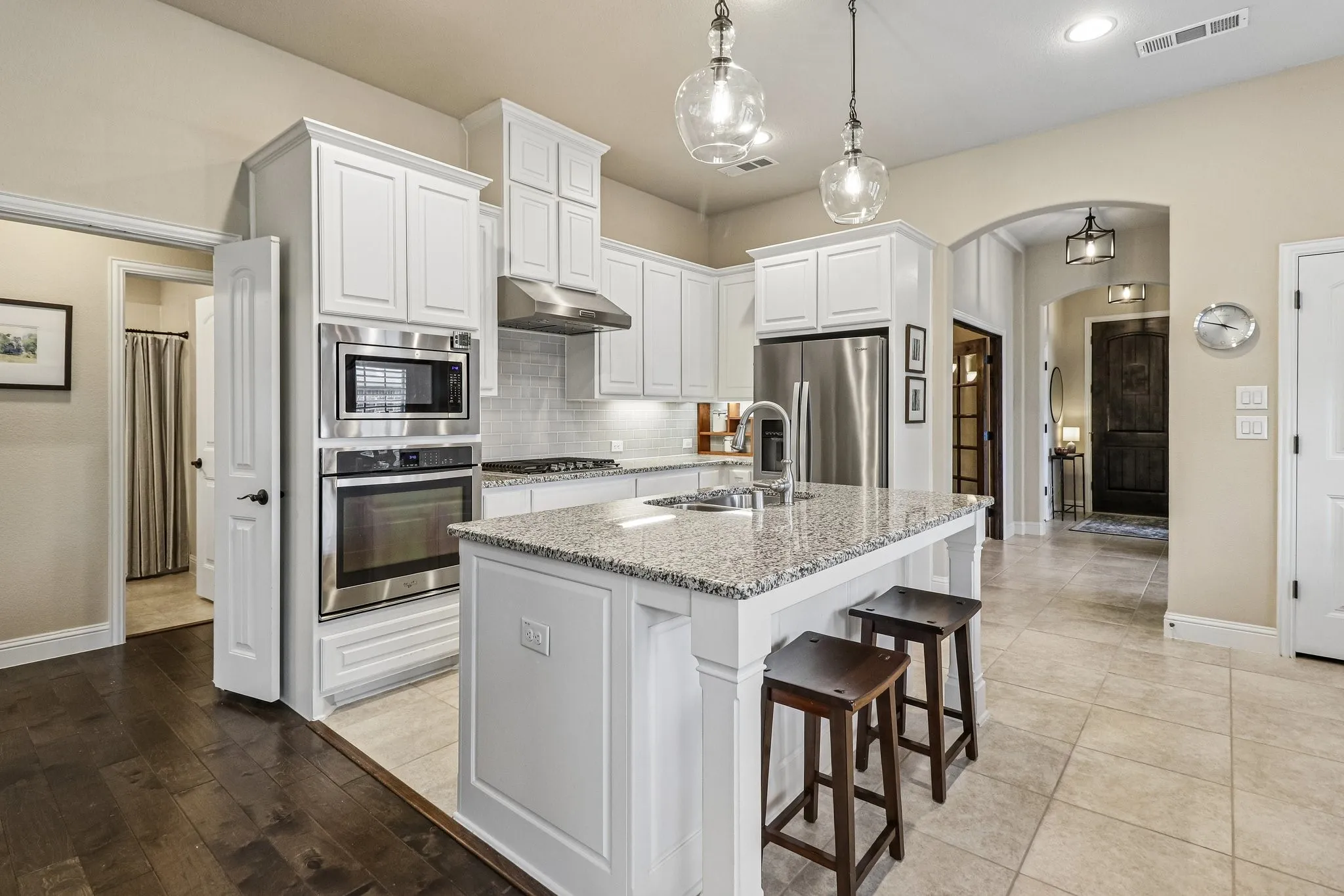 Kitchen with Bar