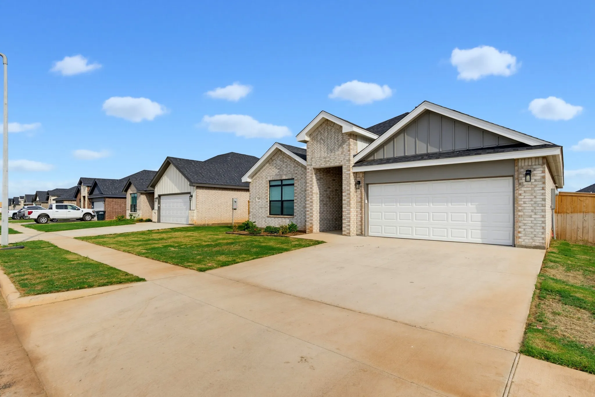 Single Family Residence For Rent in Taylor County , 7649 Wildflower Way, Abilene, Texas 79602, 4 Bedroom, 2 Bathroom, 2 Garage spaces, 1,700 Sqft, built in 2022, mls#21397567, Real Estate Agent in Abilene, Homes For Rent in Taylor county, Homes For Rent in Abilene, Realtor in Abilene Texas, Real Estate Brokerage Independent Realty Texas, Luminita Cordes Realtor