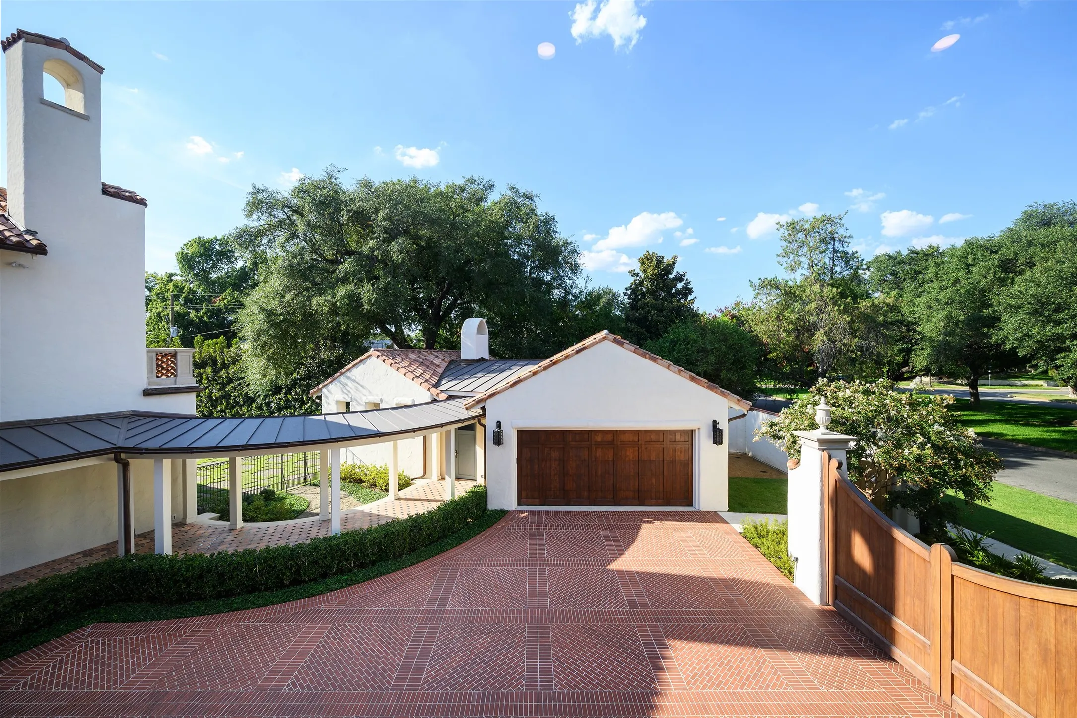 Single Family Residence For Sale in Dallas County , 4400 Belfort Place, Highland Park, Texas 75205, 6 Bedroom, 11 Bathroom, 4 Garage spaces, 14,434 Sqft, built in 2022, mls#21389912, Real Estate Agent in Highland Park, Homes For Sale in Dallas county, Homes For Sale in Highland Park, Realtor in Highland Park Texas, Real Estate Brokerage Independent Realty Texas, Luminita Cordes Realtor