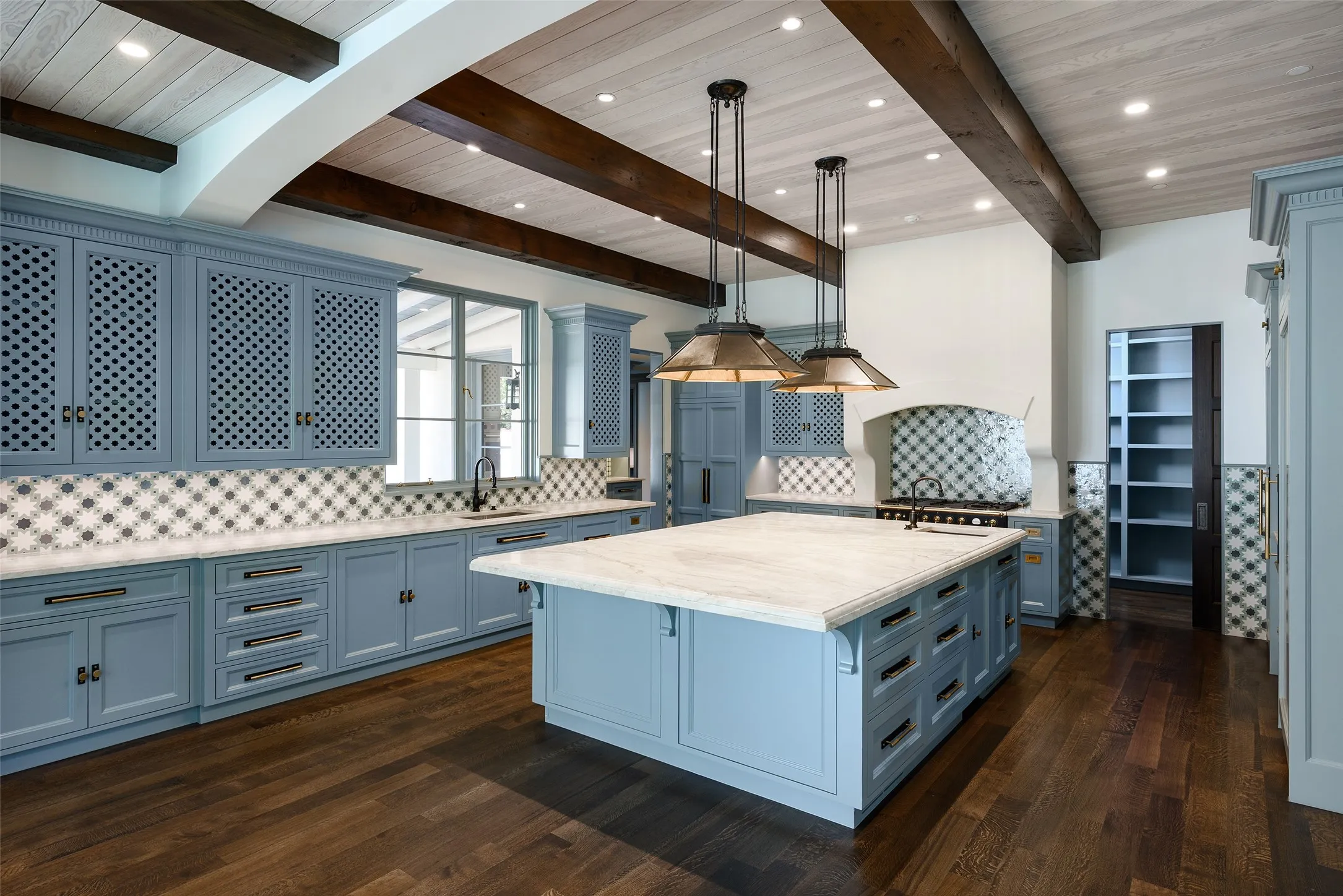 Spacious Kitchen