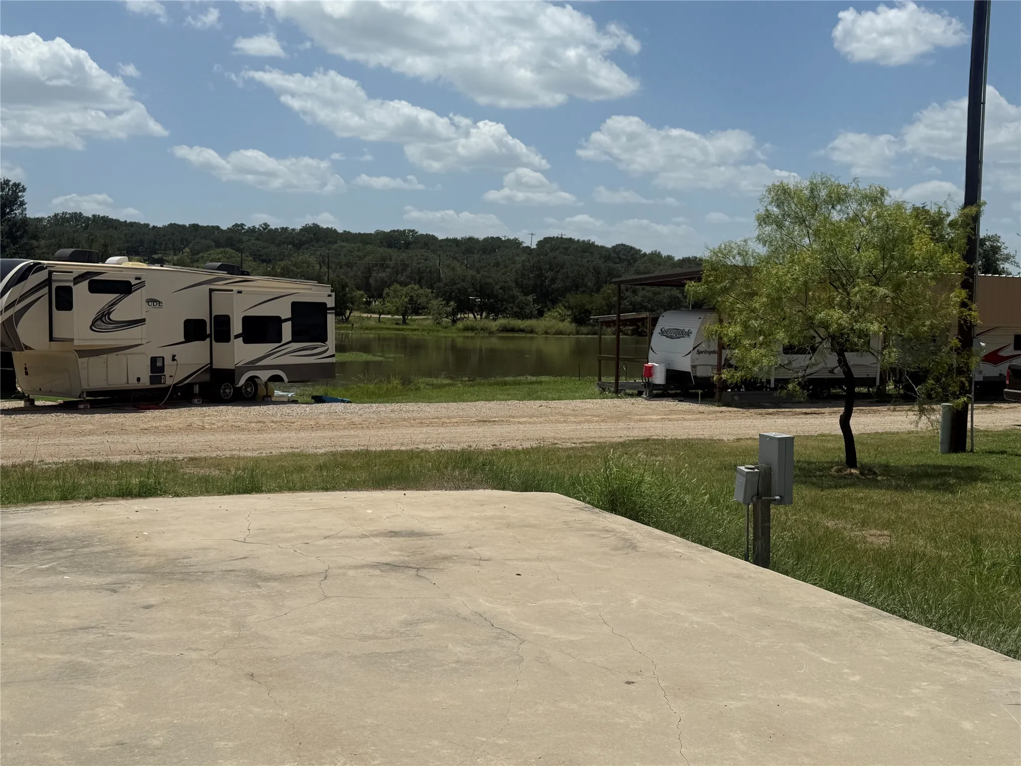 Unimproved Land For Sale in Brown County , 253 N Lakeside Circle, May, Texas 76857, 0, 0, Garage spaces, 0 Sqft, built in 0, mls#21389703, Real Estate Agent in May, Homes For Sale in Brown county, Homes For Sale in May, Realtor in May Texas, Real Estate Brokerage Independent Realty Texas, Luminita Cordes Realtor
