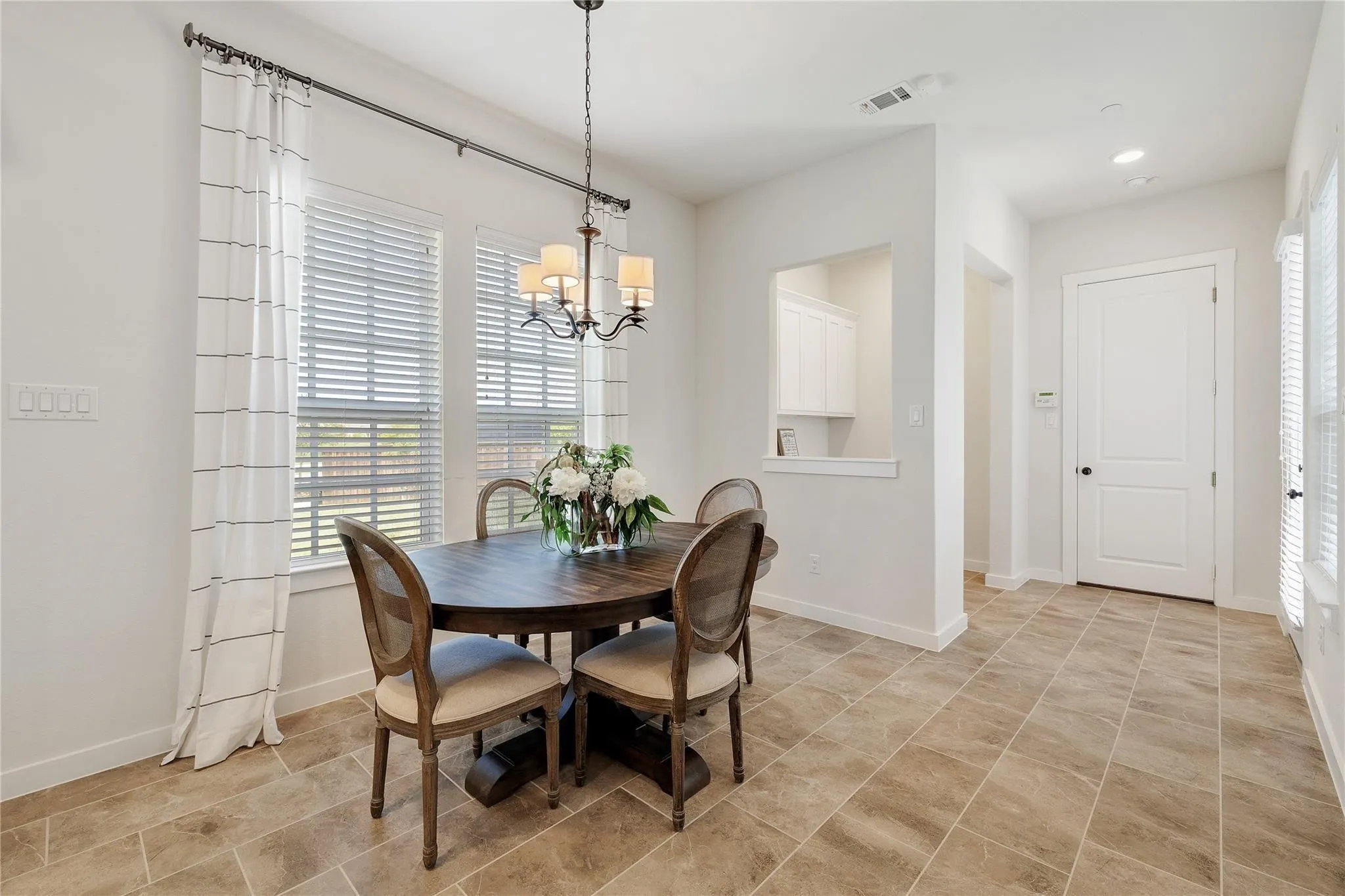 Townhouse For Rent in Denton County , 4060 Cotton Gin Road, Frisco, Texas 75034, 2 Bedroom, 3 Bathroom, 2 Garage spaces, 2,050 Sqft, built in 2017, mls#21402818, Real Estate Agent in Frisco, Homes For Rent in Denton county, Homes For Rent in Frisco, Realtor in Frisco Texas, Real Estate Brokerage Independent Realty Texas, Luminita Cordes Realtor