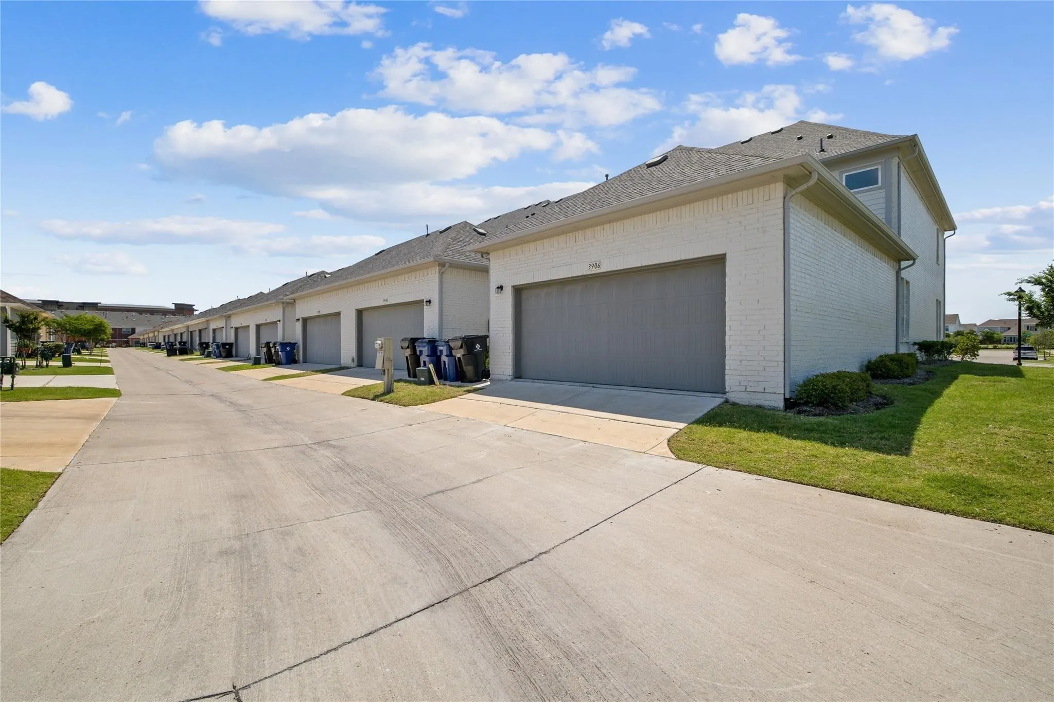 Townhouse For Rent in Denton County , 4060 Cotton Gin Road, Frisco, Texas 75034, 2 Bedroom, 3 Bathroom, 2 Garage spaces, 2,050 Sqft, built in 2017, mls#21402818, Real Estate Agent in Frisco, Homes For Rent in Denton county, Homes For Rent in Frisco, Realtor in Frisco Texas, Real Estate Brokerage Independent Realty Texas, Luminita Cordes Realtor