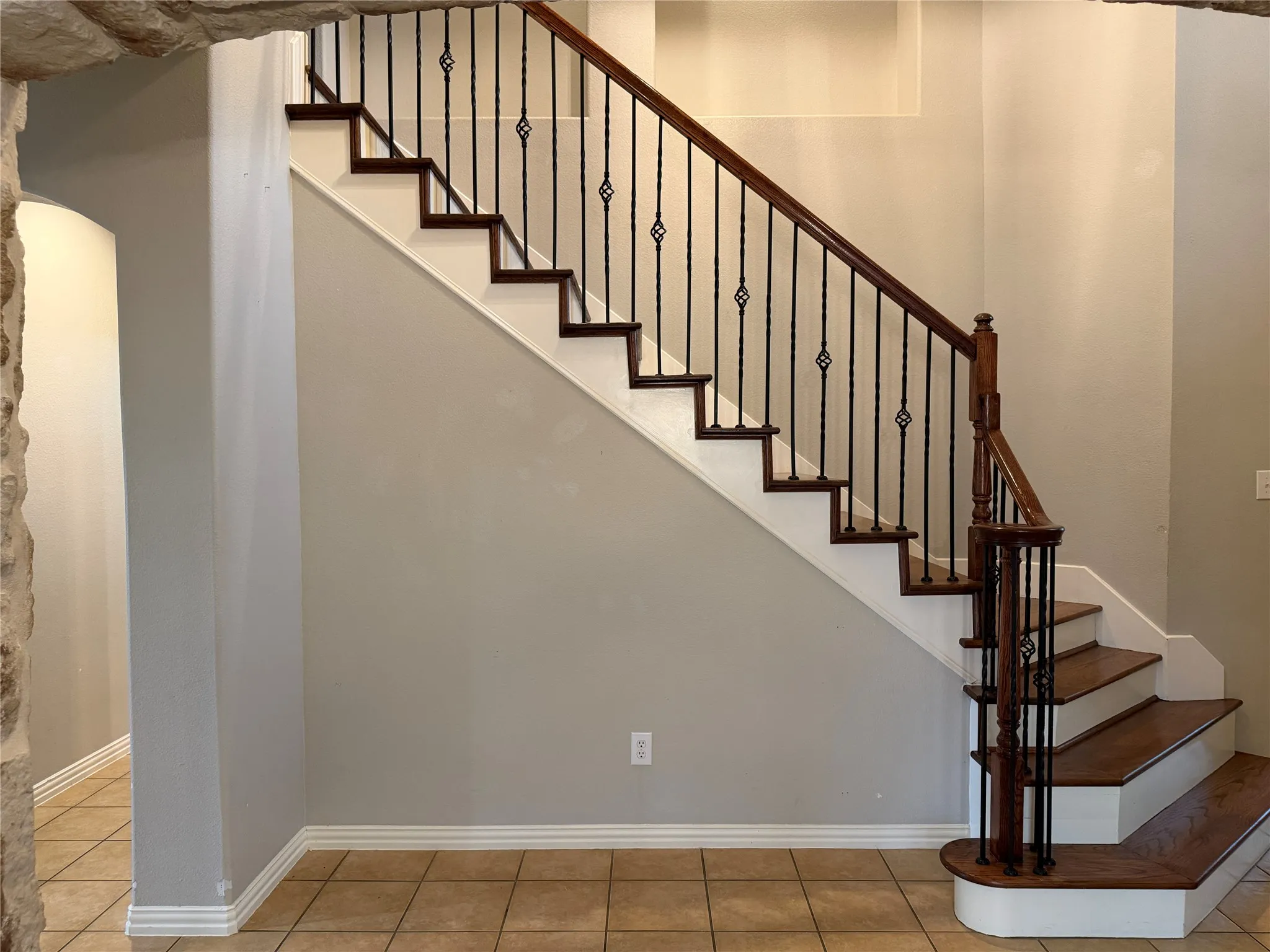 Single Family Residence For Rent in Denton County , 1716 Lake Wood Trail, Little Elm, Texas 75068, 4 Bedroom, 4 Bathroom, 2 Garage spaces, 3,048 Sqft, built in 2007, mls#21402602, Real Estate Agent in Little Elm, Homes For Rent in Denton county, Homes For Rent in Little Elm, Realtor in Little Elm Texas, Real Estate Brokerage Independent Realty Texas, Luminita Cordes Realtor