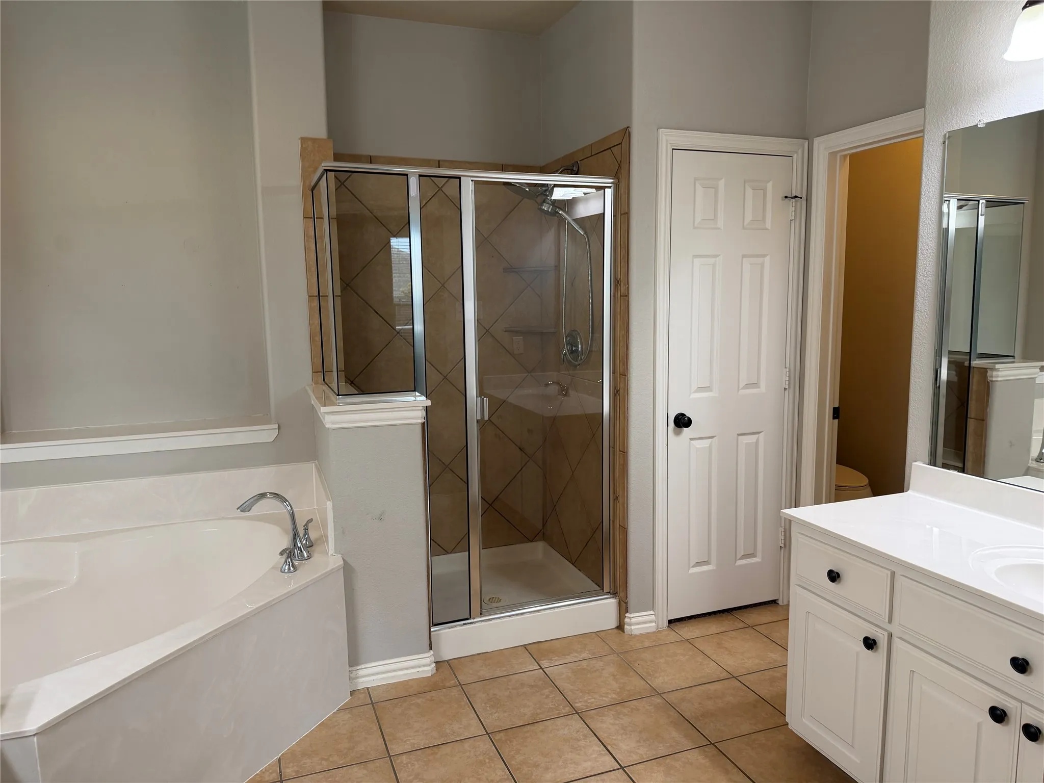Single Family Residence For Rent in Denton County , 1716 Lake Wood Trail, Little Elm, Texas 75068, 4 Bedroom, 4 Bathroom, 2 Garage spaces, 3,048 Sqft, built in 2007, mls#21402602, Real Estate Agent in Little Elm, Homes For Rent in Denton county, Homes For Rent in Little Elm, Realtor in Little Elm Texas, Real Estate Brokerage Independent Realty Texas, Luminita Cordes Realtor
