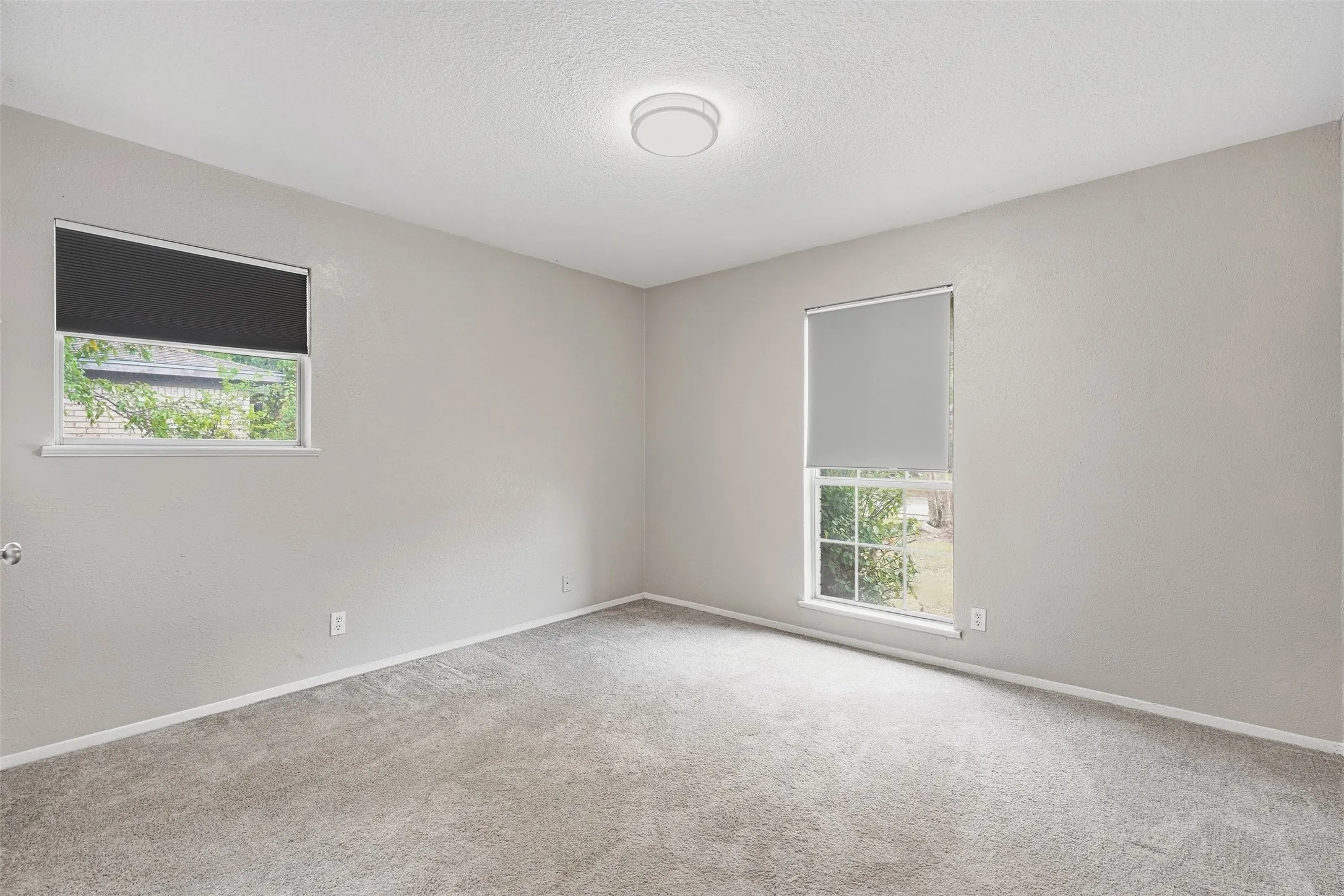 Single Family Residence For Sale in Hill County , 101 Falcon Lane, Hillsboro, Texas 76645, 4 Bedroom, 2 Bathroom, 2 Garage spaces, 1,973 Sqft, built in 1971, mls#21402819, Real Estate Agent in Hillsboro, Homes For Sale in Hill county, Homes For Sale in Hillsboro, Realtor in Hillsboro Texas, Real Estate Brokerage Independent Realty Texas, Luminita Cordes Realtor
