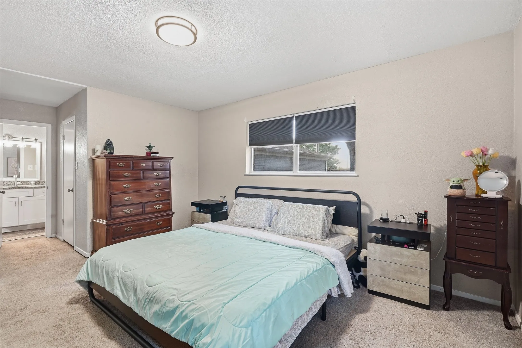 Single Family Residence For Sale in Hill County , 101 Falcon Lane, Hillsboro, Texas 76645, 4 Bedroom, 2 Bathroom, 2 Garage spaces, 1,973 Sqft, built in 1971, mls#21402819, Real Estate Agent in Hillsboro, Homes For Sale in Hill county, Homes For Sale in Hillsboro, Realtor in Hillsboro Texas, Real Estate Brokerage Independent Realty Texas, Luminita Cordes Realtor