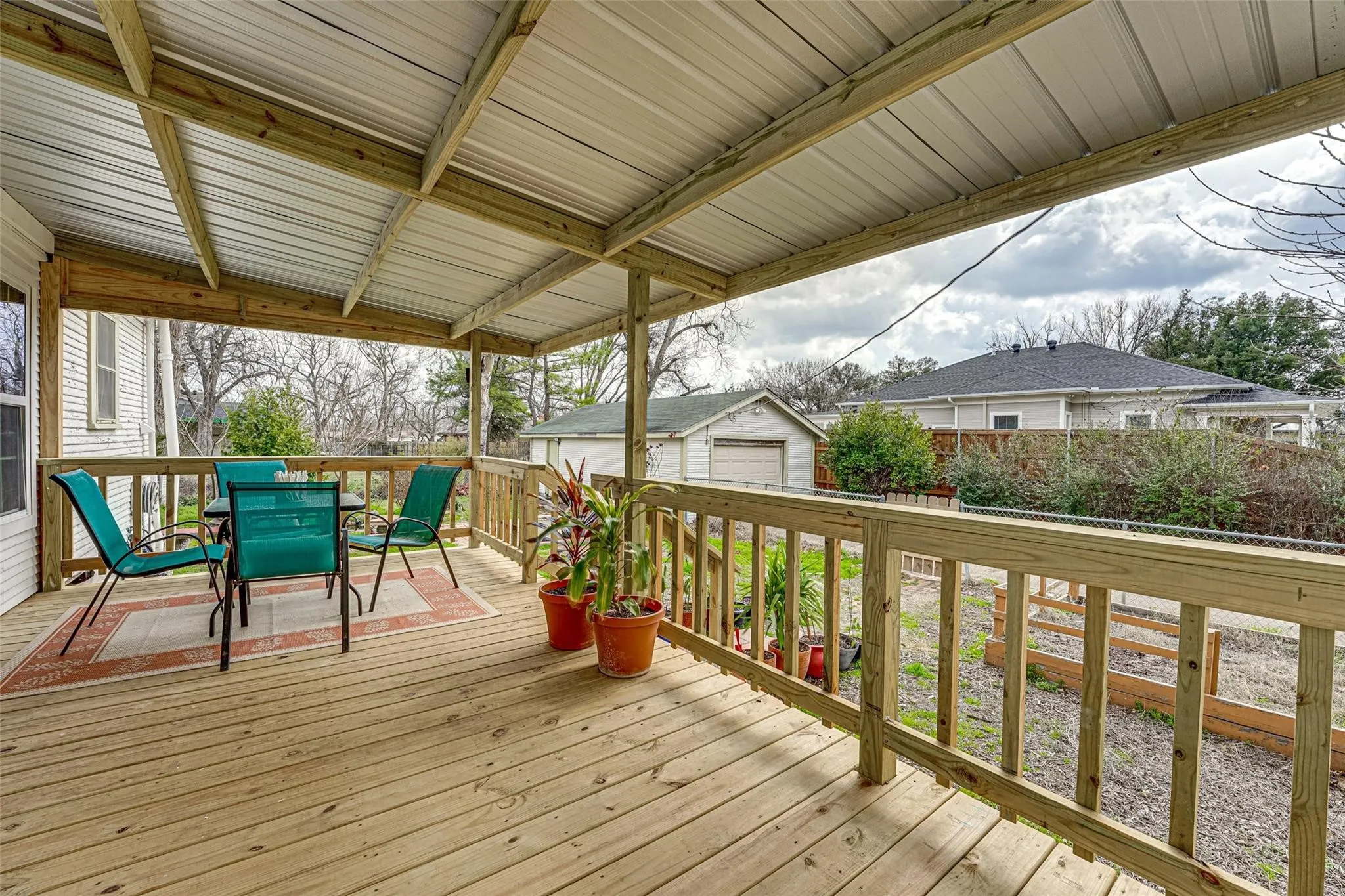 Single Family Residence For Sale in Hunt County , 1515 Caddo Street, Commerce, Texas 75428, 3 Bedroom, 2 Bathroom, 1 Garage spaces, 2,497 Sqft, built in 1912, mls#21402827, Real Estate Agent in Commerce, Homes For Sale in Hunt county, Homes For Sale in Commerce, Realtor in Commerce Texas, Real Estate Brokerage Independent Realty Texas, Luminita Cordes Realtor