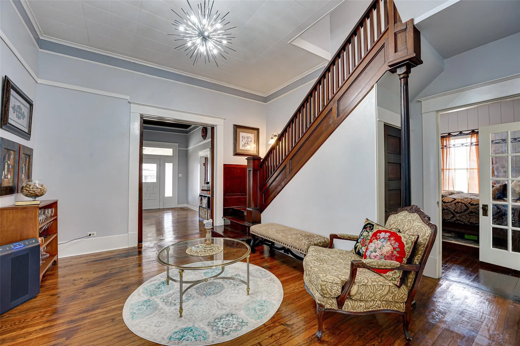 Single Family Residence For Sale in Hunt County , 1515 Caddo Street, Commerce, Texas 75428, 3 Bedroom, 2 Bathroom, 1 Garage spaces, 2,497 Sqft, built in 1912, mls#21402827, Real Estate Agent in Commerce, Homes For Sale in Hunt county, Homes For Sale in Commerce, Realtor in Commerce Texas, Real Estate Brokerage Independent Realty Texas, Luminita Cordes Realtor