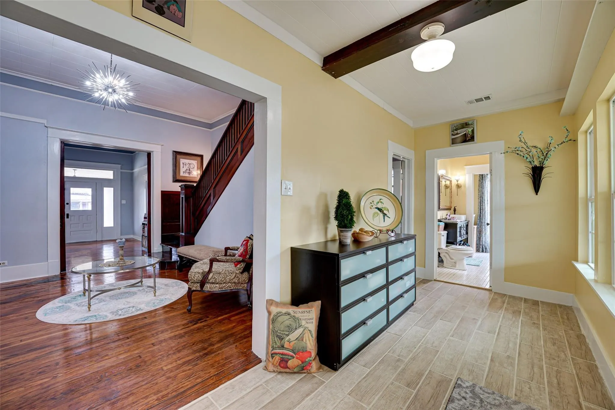 Single Family Residence For Sale in Hunt County , 1515 Caddo Street, Commerce, Texas 75428, 3 Bedroom, 2 Bathroom, 1 Garage spaces, 2,497 Sqft, built in 1912, mls#21402827, Real Estate Agent in Commerce, Homes For Sale in Hunt county, Homes For Sale in Commerce, Realtor in Commerce Texas, Real Estate Brokerage Independent Realty Texas, Luminita Cordes Realtor
