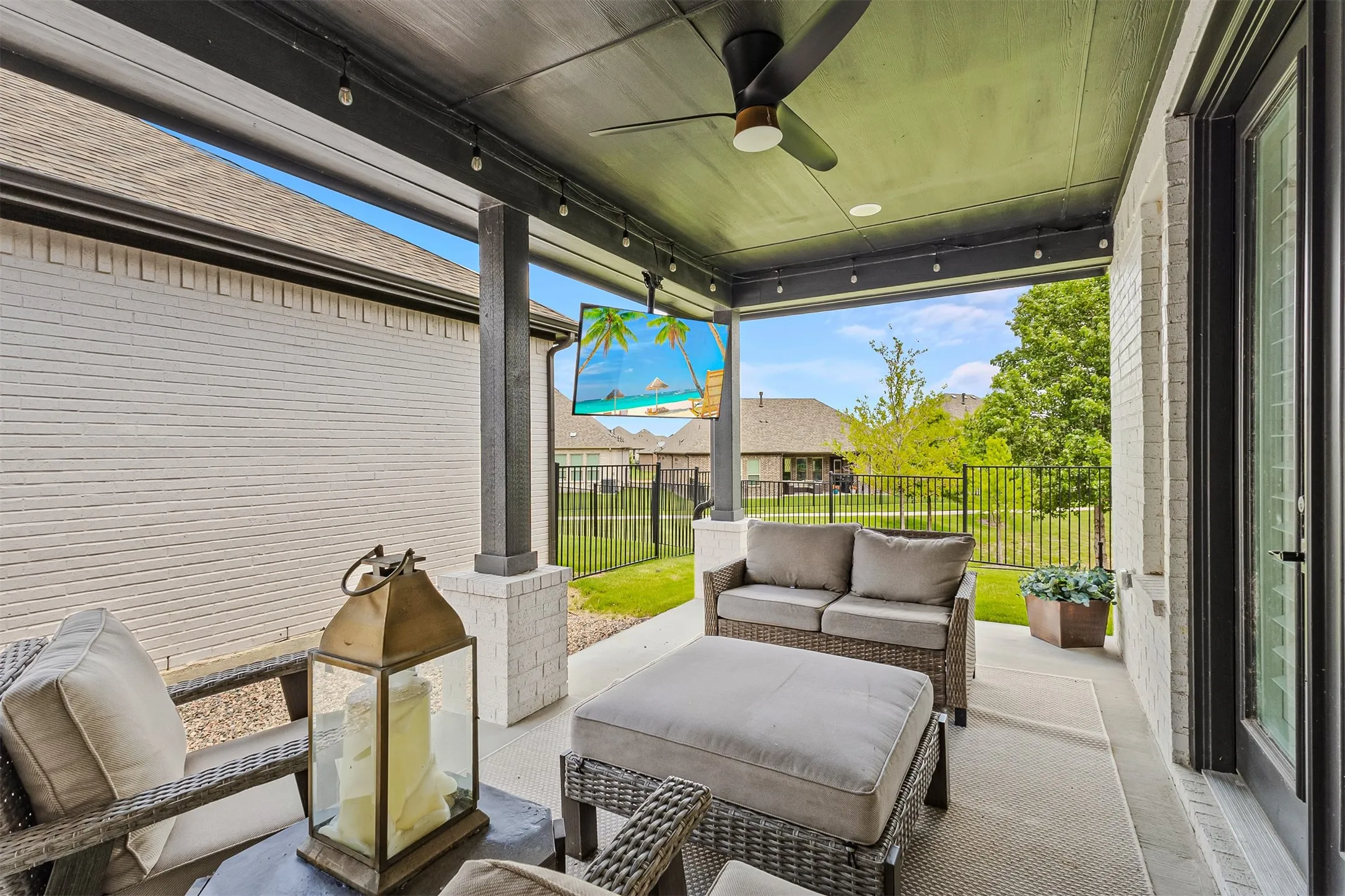 Condominium For Sale in Rockwall County , 1632 Madrid Way, Rockwall, Texas 75087, 3 Bedroom, 3 Bathroom, 2 Garage spaces, 3,125 Sqft, built in 2022, mls#21400301, Real Estate Agent in Rockwall, Homes For Sale in Rockwall county, Homes For Sale in Rockwall, Realtor in Rockwall Texas, Real Estate Brokerage Independent Realty Texas, Luminita Cordes Realtor