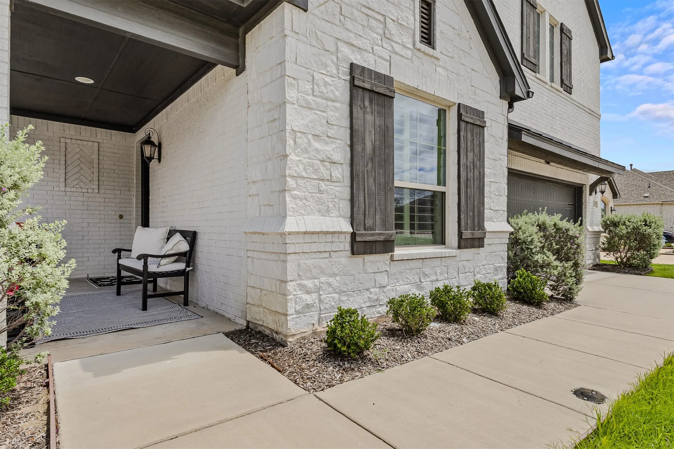 Condominium For Sale in Rockwall County , 1632 Madrid Way, Rockwall, Texas 75087, 3 Bedroom, 3 Bathroom, 2 Garage spaces, 3,125 Sqft, built in 2022, mls#21400301, Real Estate Agent in Rockwall, Homes For Sale in Rockwall county, Homes For Sale in Rockwall, Realtor in Rockwall Texas, Real Estate Brokerage Independent Realty Texas, Luminita Cordes Realtor