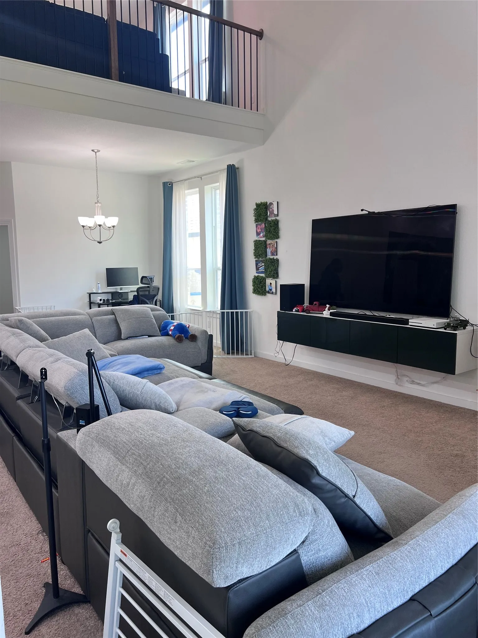 Single Family Residence For Rent in Kaufman County , 2452 Brightling Bend, Forney, Texas 75126, 5 Bedroom, 4 Bathroom, 2 Garage spaces, 3,200 Sqft, built in 2022, mls#21400008, Real Estate Agent in Forney, Homes For Rent in Kaufman county, Homes For Rent in Forney, Realtor in Forney Texas, Real Estate Brokerage Independent Realty Texas, Luminita Cordes Realtor
